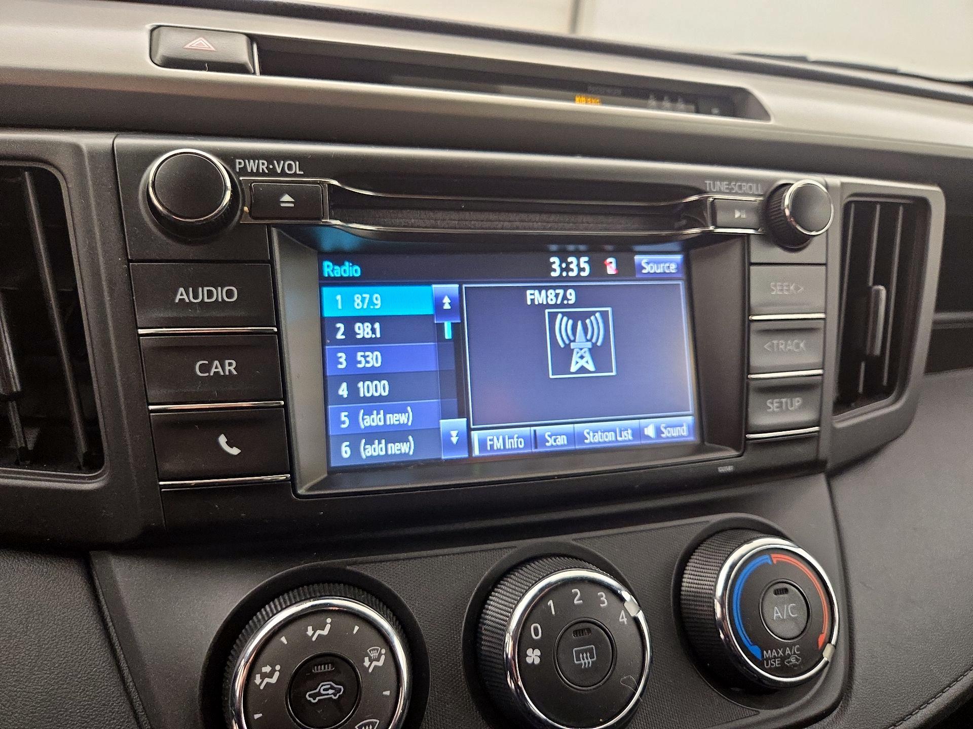 Thumbnail: 2017 Toyota RAV4 - 15