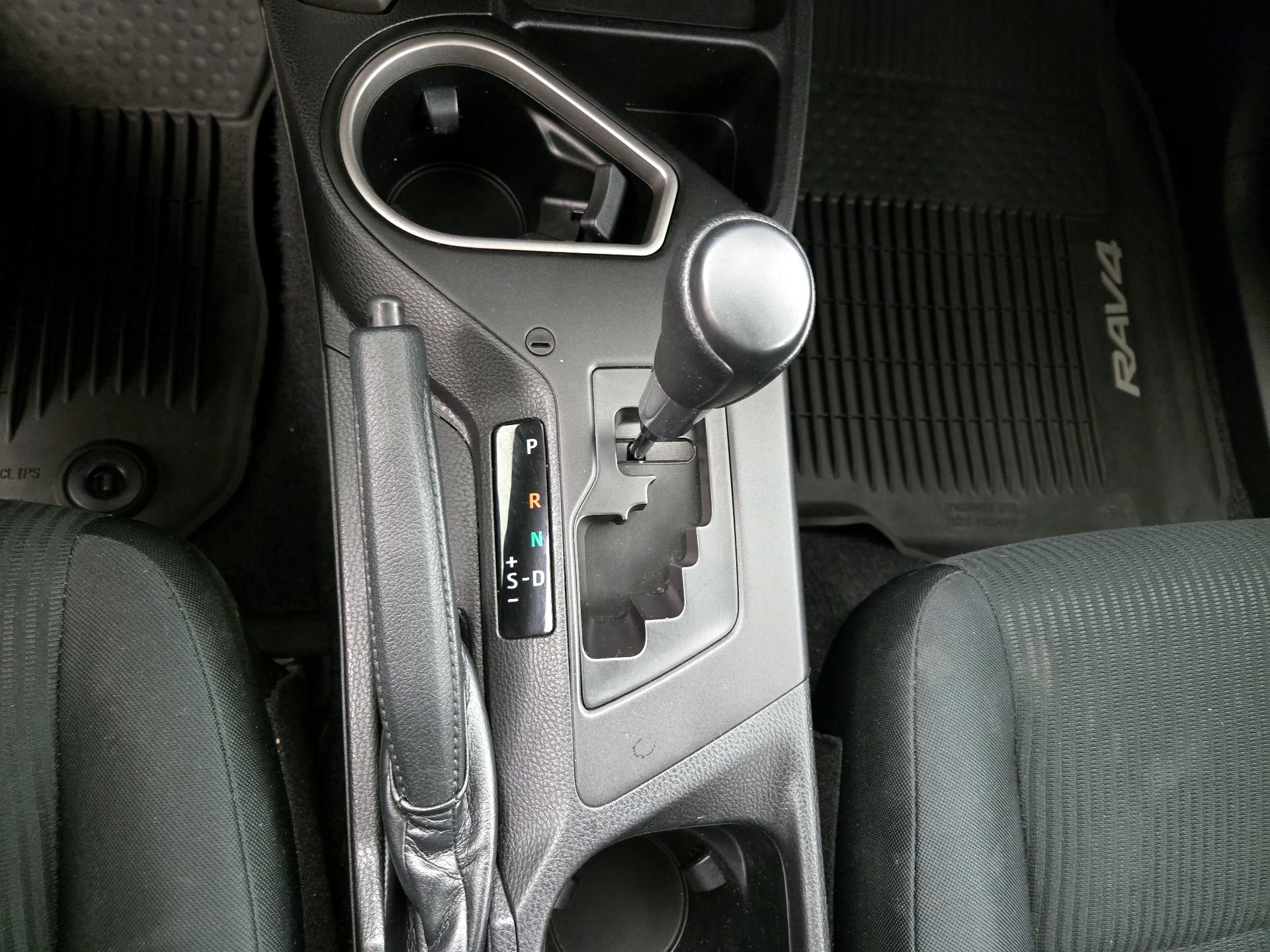 Thumbnail: 2017 Toyota RAV4 - 17