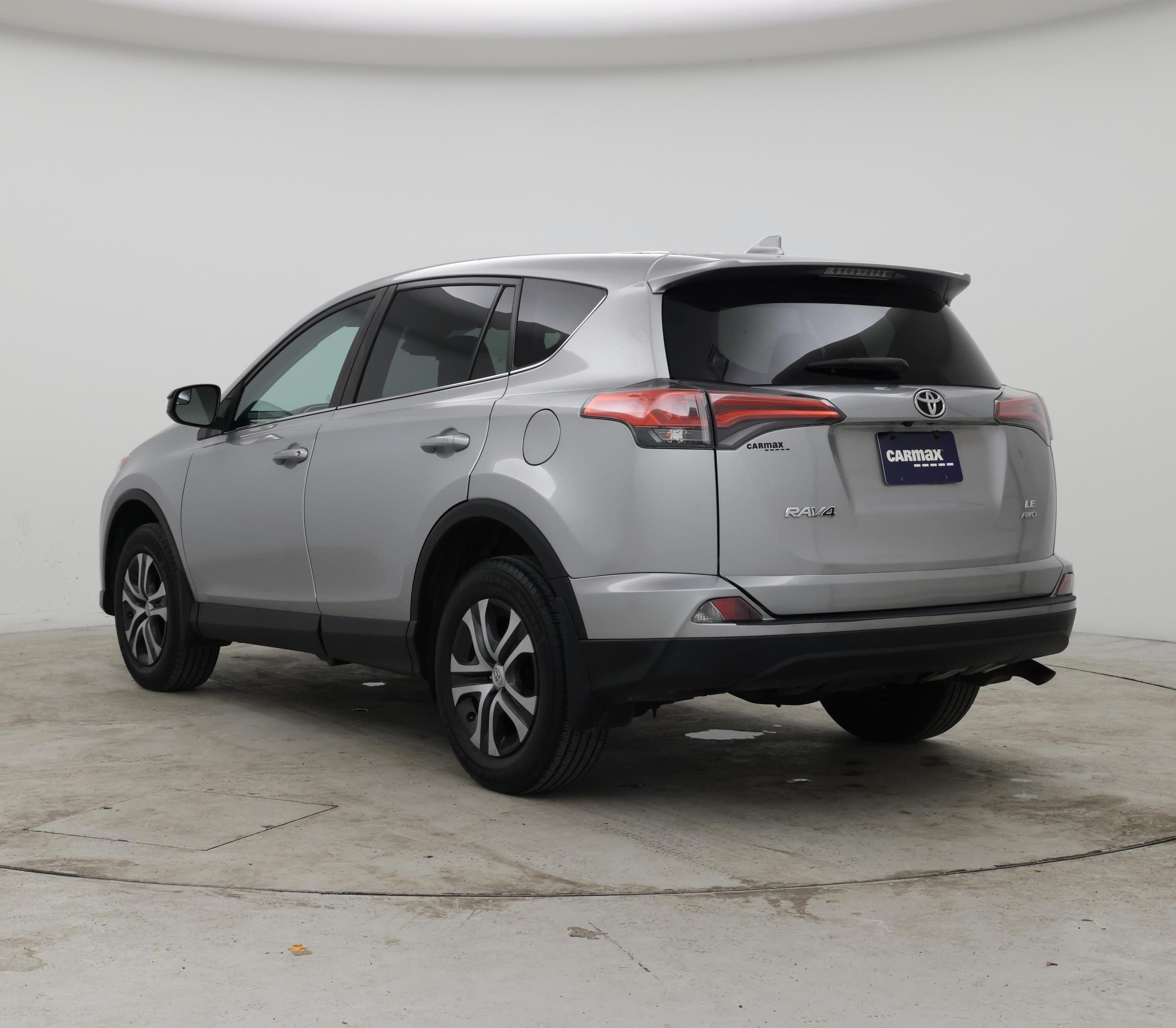 Thumbnail: 2017 Toyota RAV4 - 2