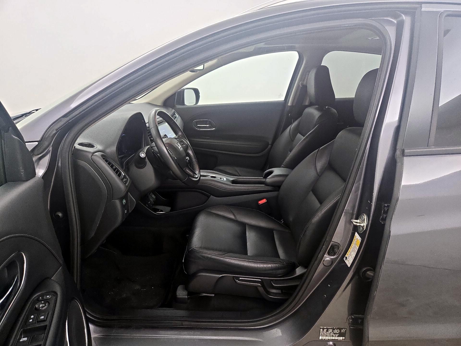 Thumbnail: 2018 Honda HR-V - 11