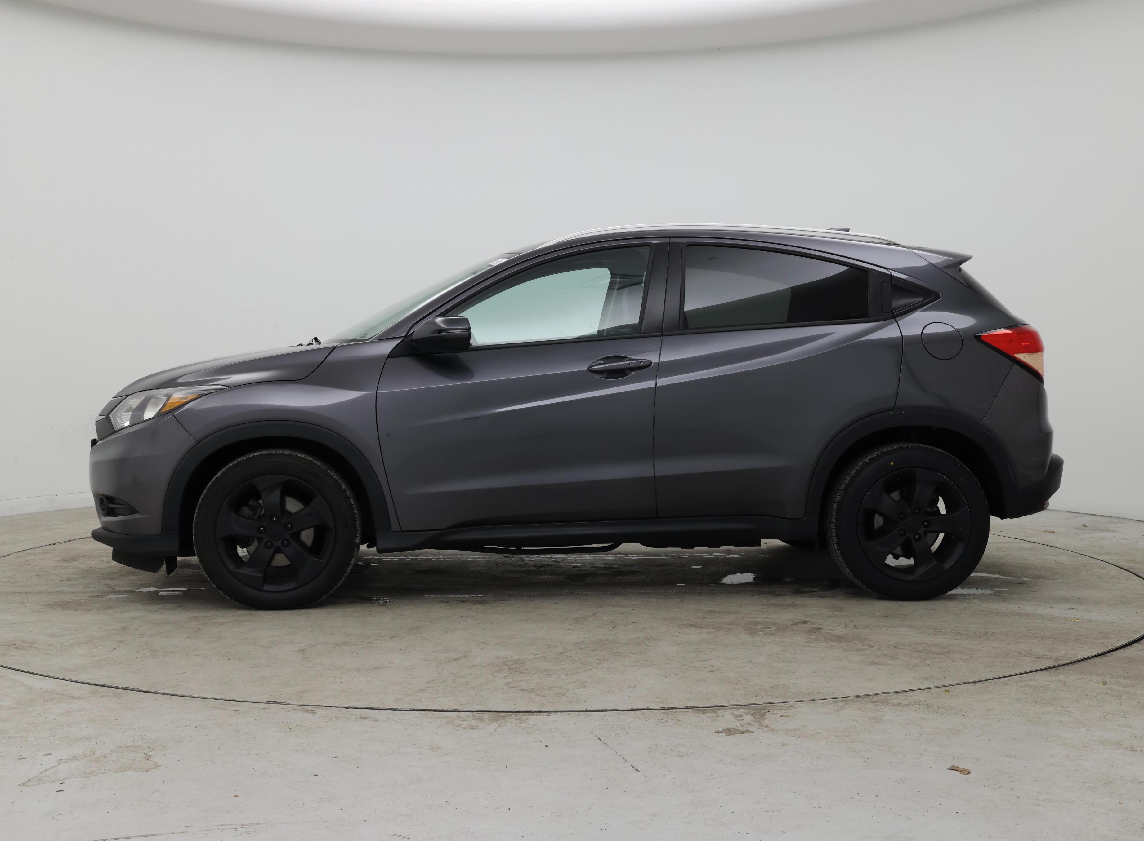 Thumbnail: 2018 Honda HR-V - 3