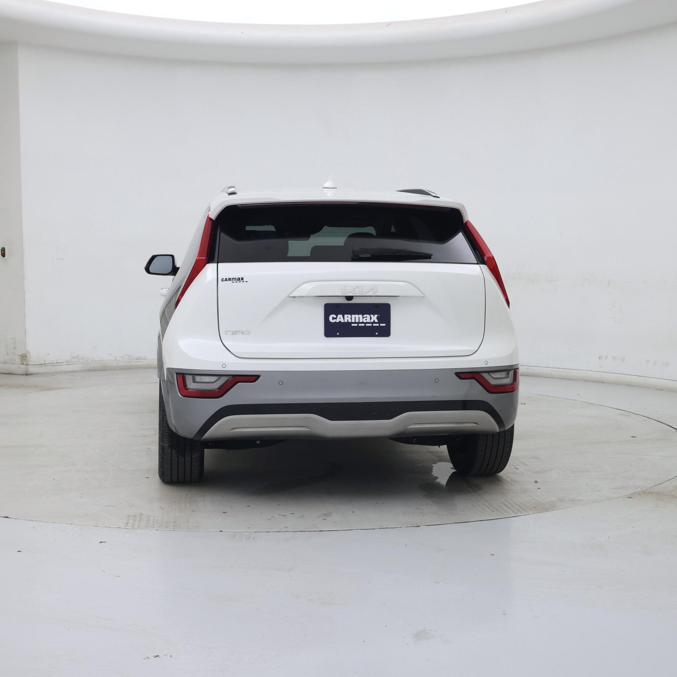 Thumbnail: 2023 Kia Niro - 6