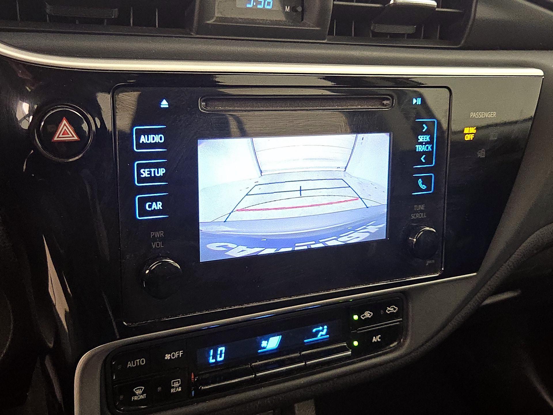 Thumbnail: 2017 Toyota Corolla - 14