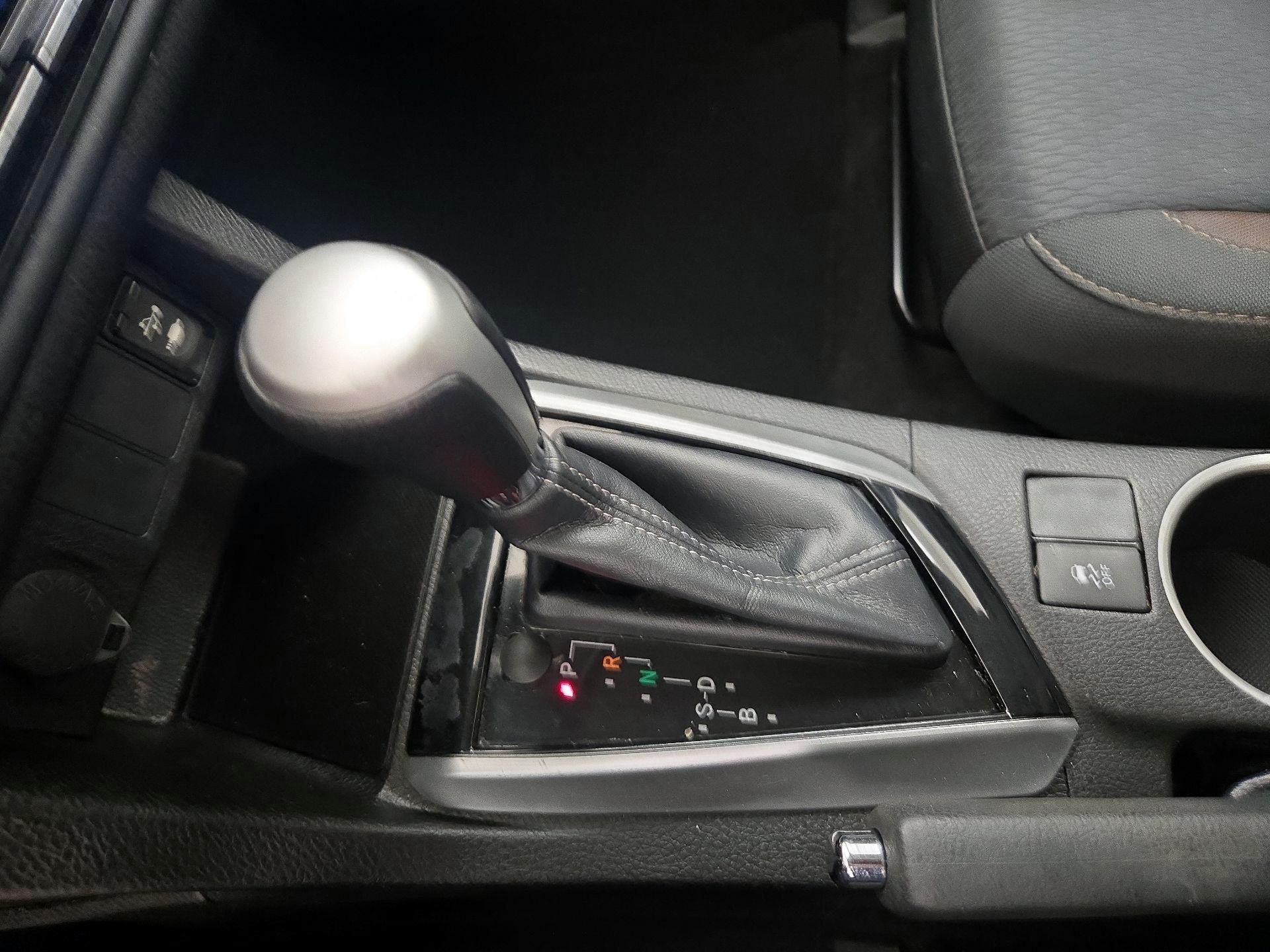 Thumbnail: 2017 Toyota Corolla - 17