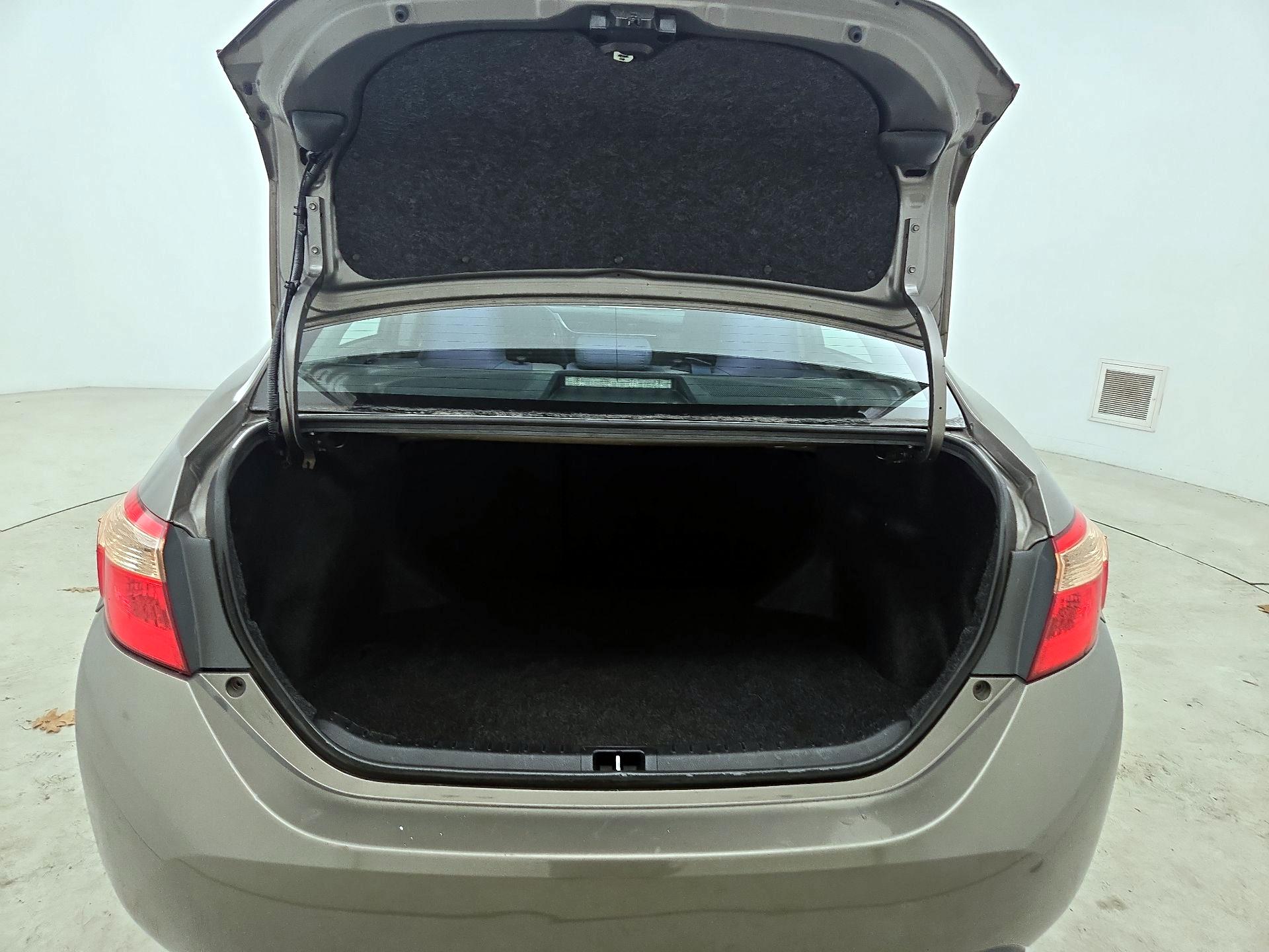 Thumbnail: 2017 Toyota Corolla - 20