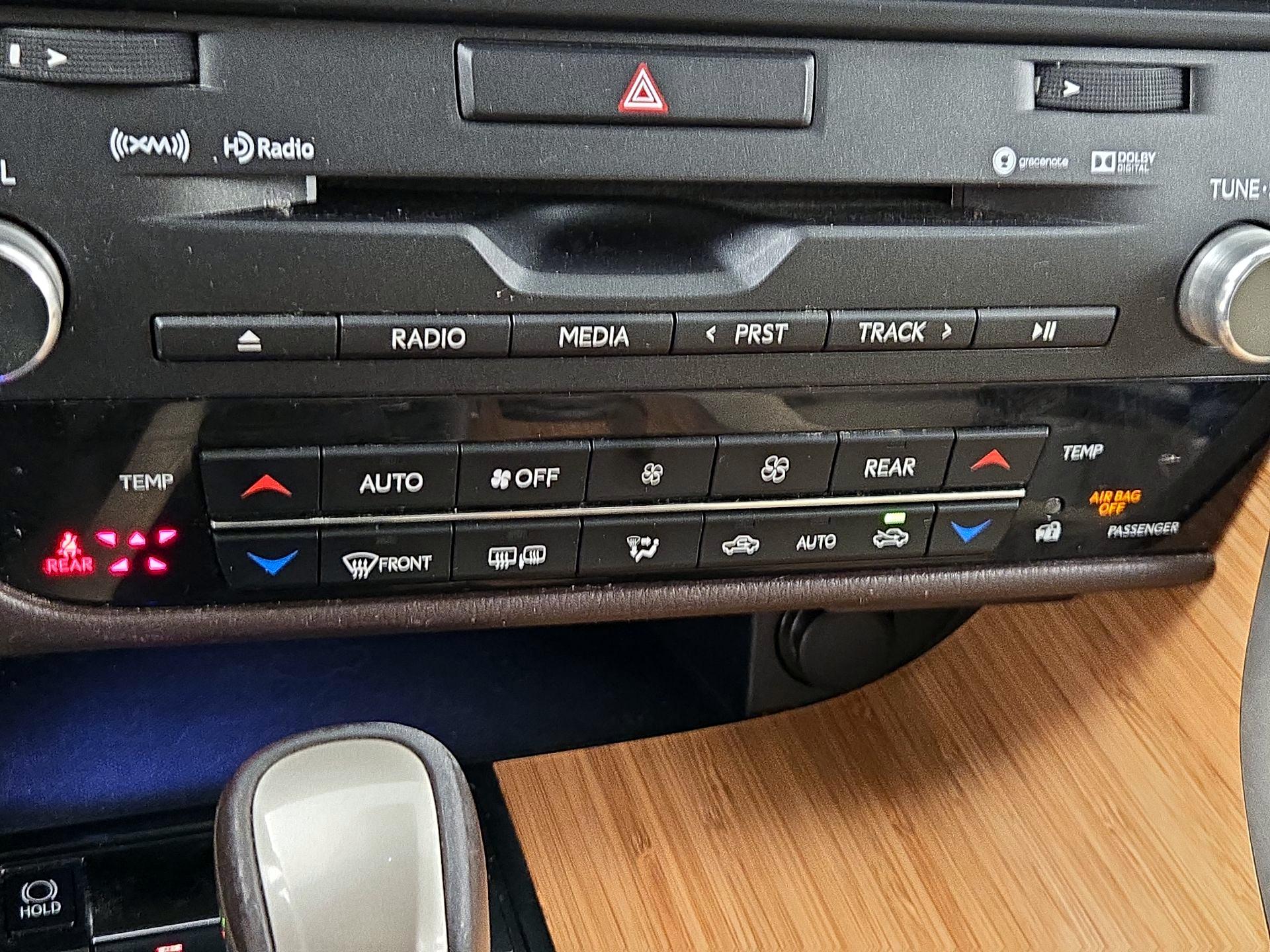 Thumbnail: 2018 Lexus RX - 17