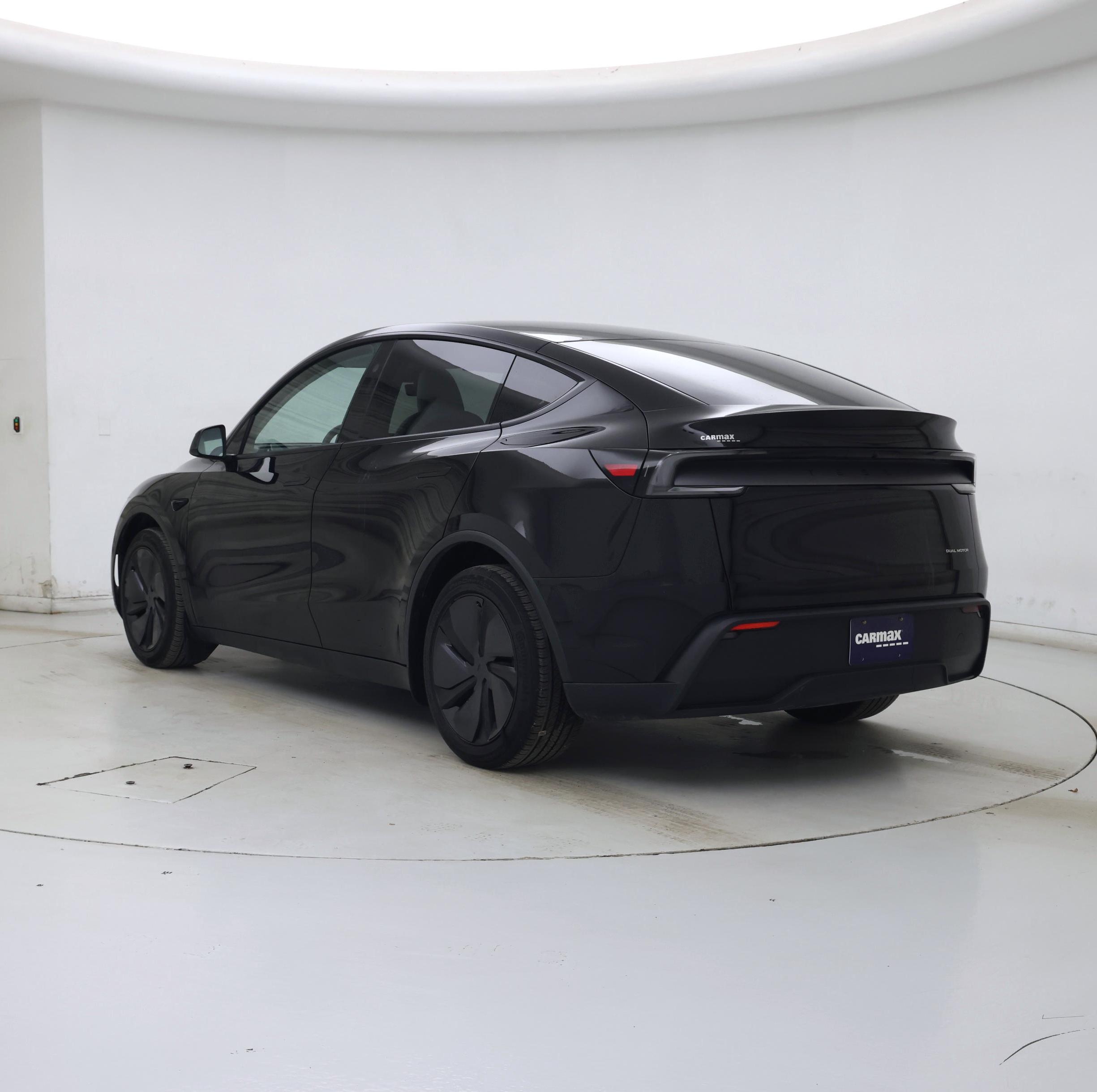 Thumbnail: 2026 Tesla Model Y - 2