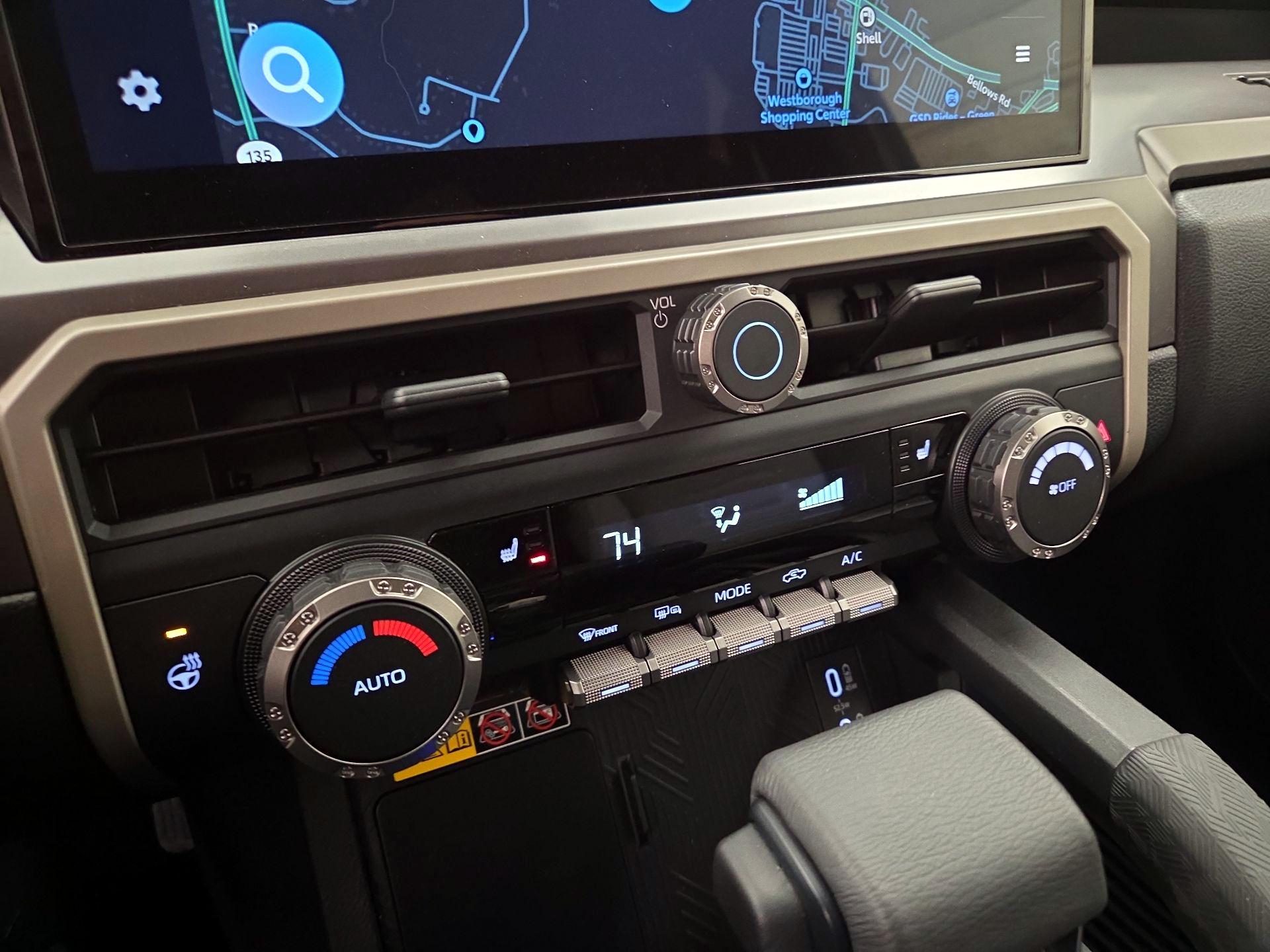 Thumbnail: 2024 Toyota Tacoma - 17