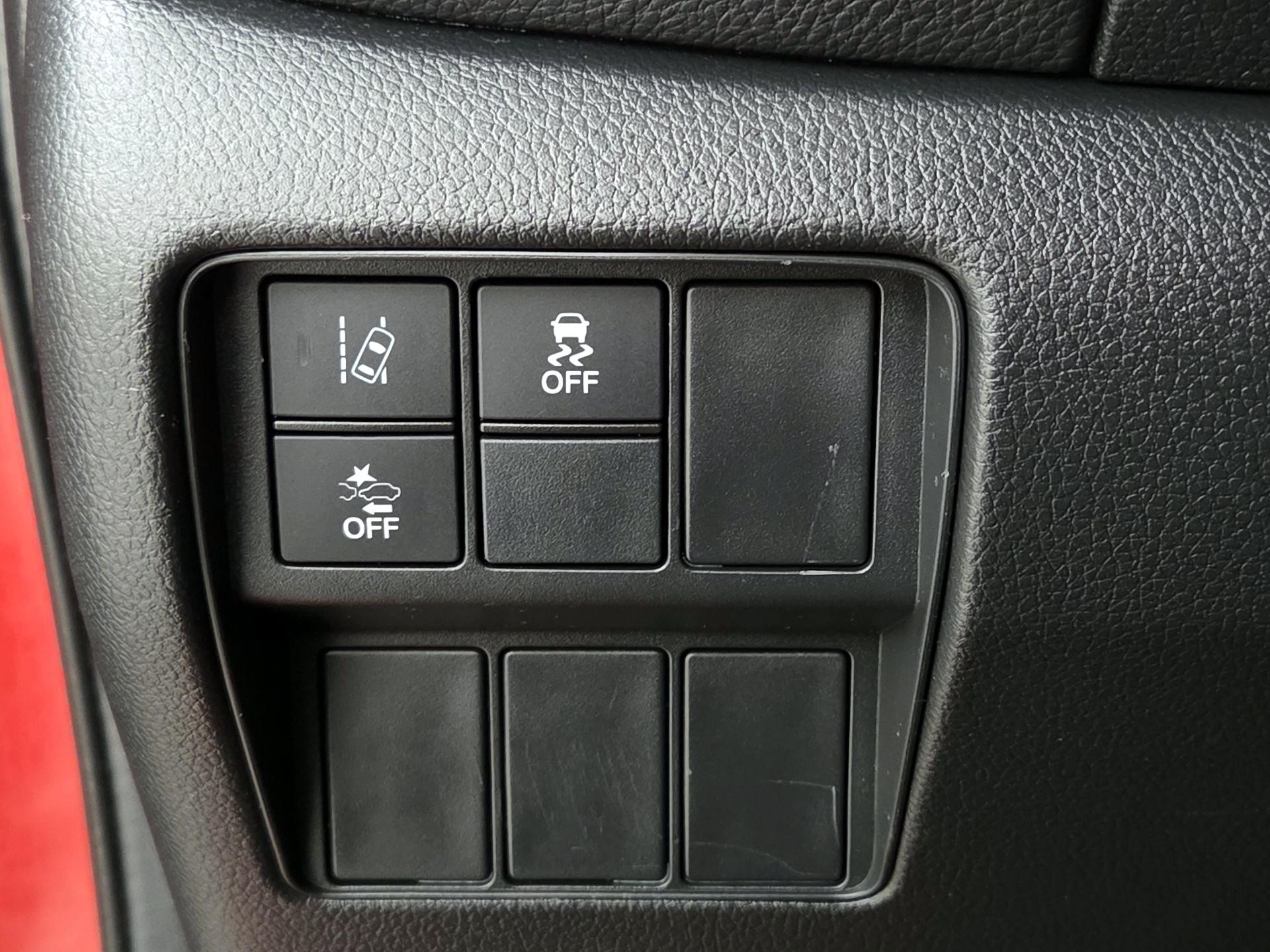 Thumbnail: 2017 Honda CR-V - 13