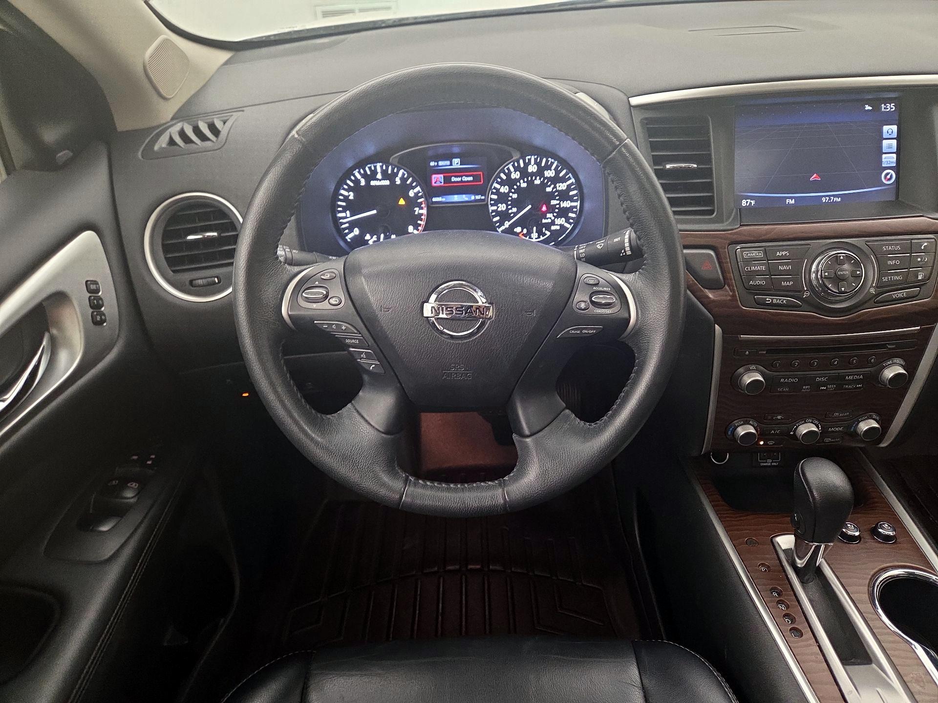 Thumbnail: 2018 Nissan Pathfinder - 10