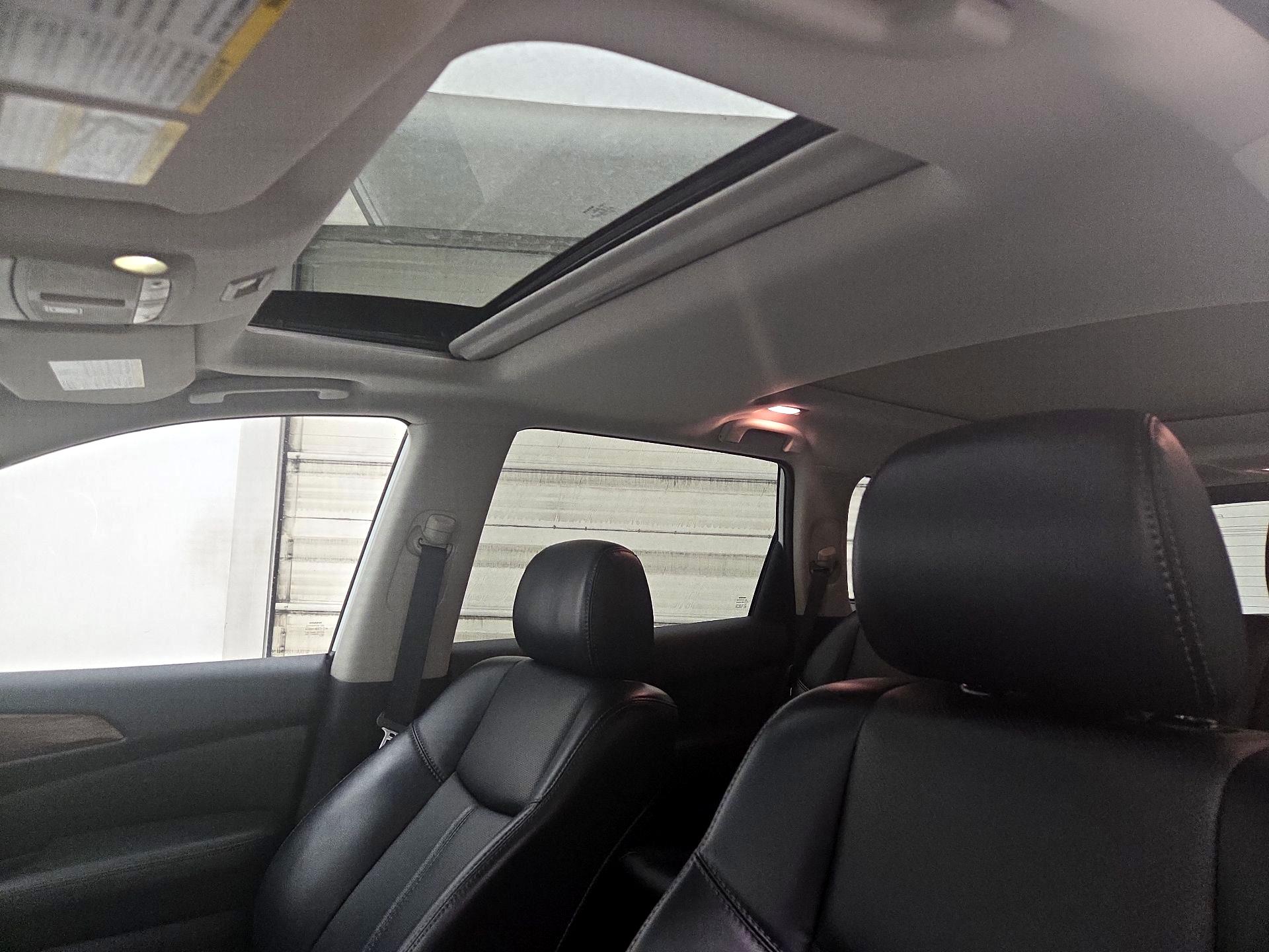 Thumbnail: 2018 Nissan Pathfinder - 19