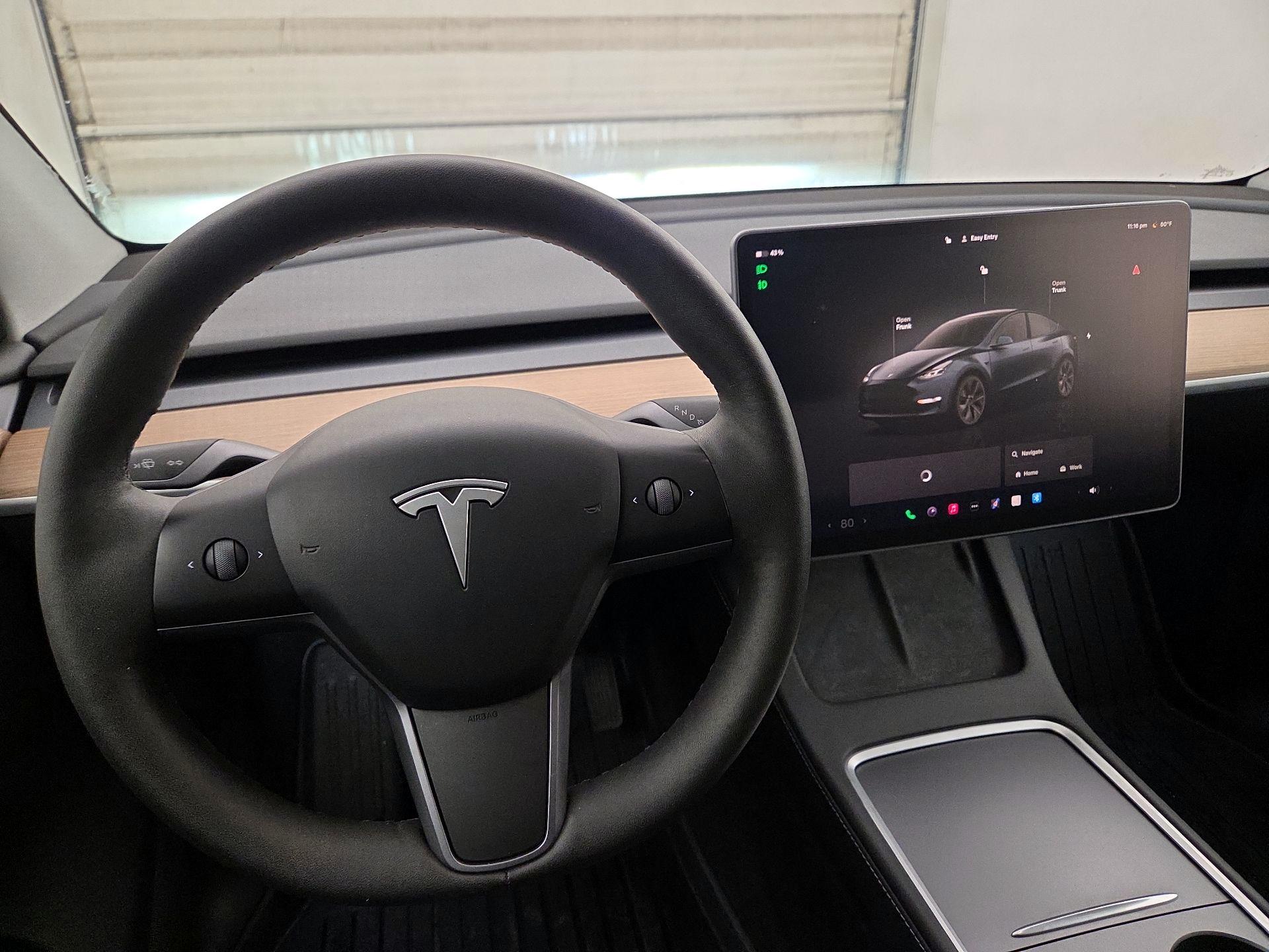 Thumbnail: 2025 Tesla Model Y - 10