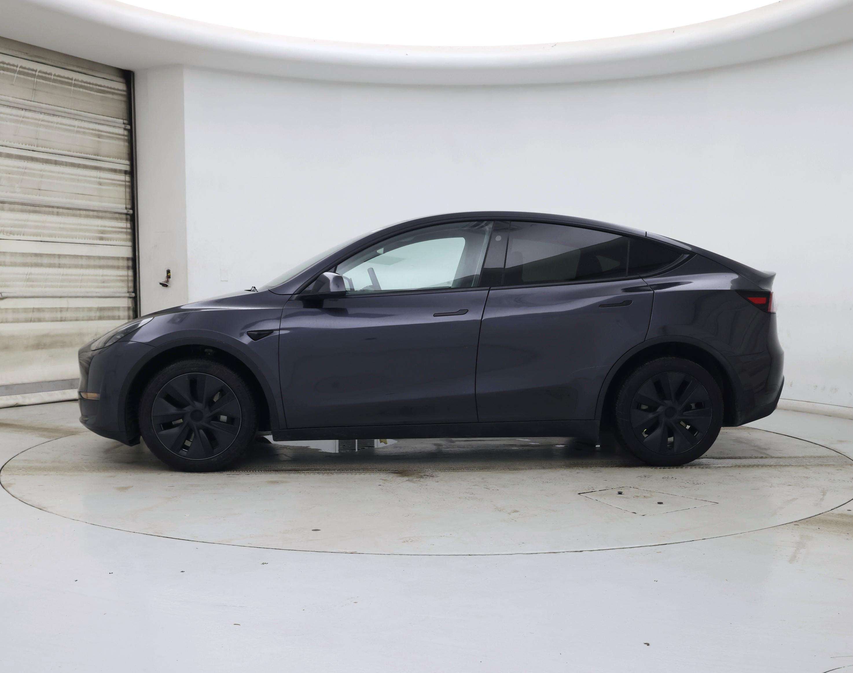 Thumbnail: 2025 Tesla Model Y - 3