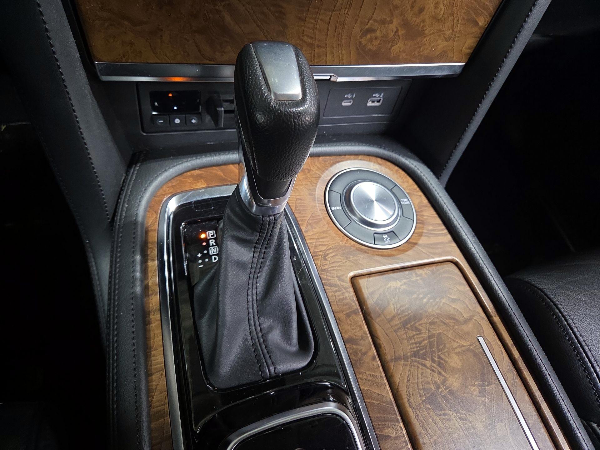 Thumbnail: 2022 Nissan Armada - 18