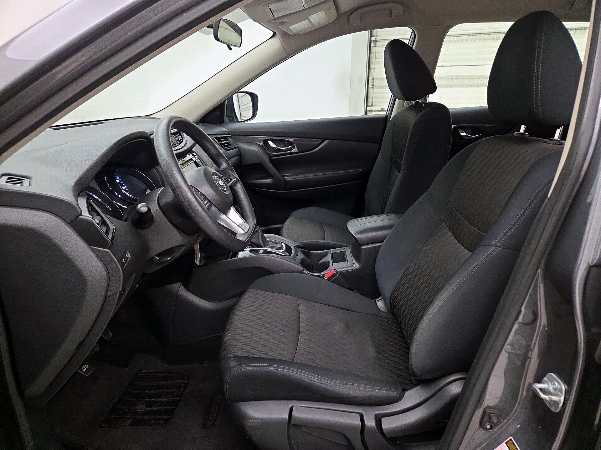 Thumbnail: 2018 Nissan Rogue - 11