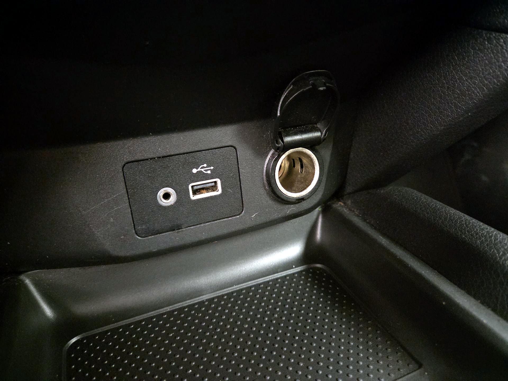 Thumbnail: 2018 Nissan Rogue - 18