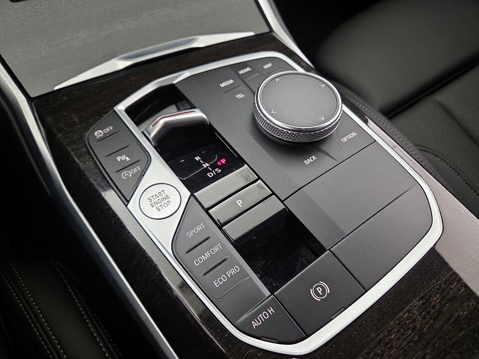 Thumbnail: 2023 BMW 3 Series - 18