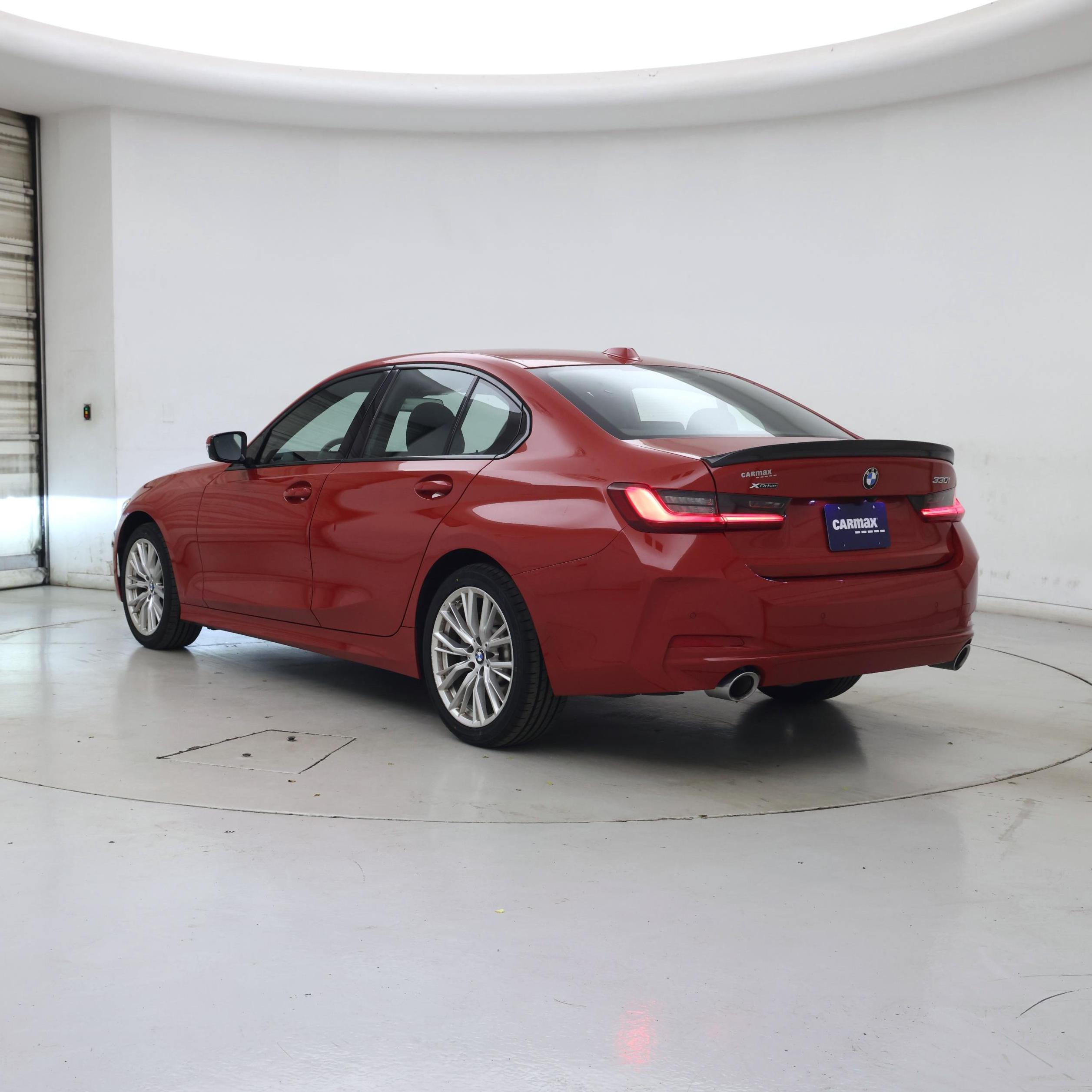 Thumbnail: 2023 BMW 3 Series - 2