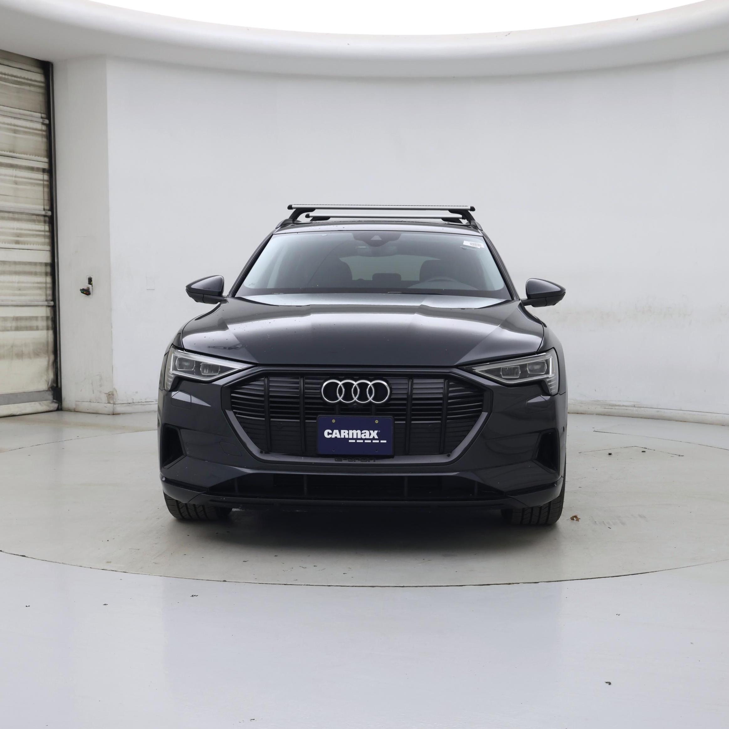 Thumbnail: 2021 Audi e-tron - 5