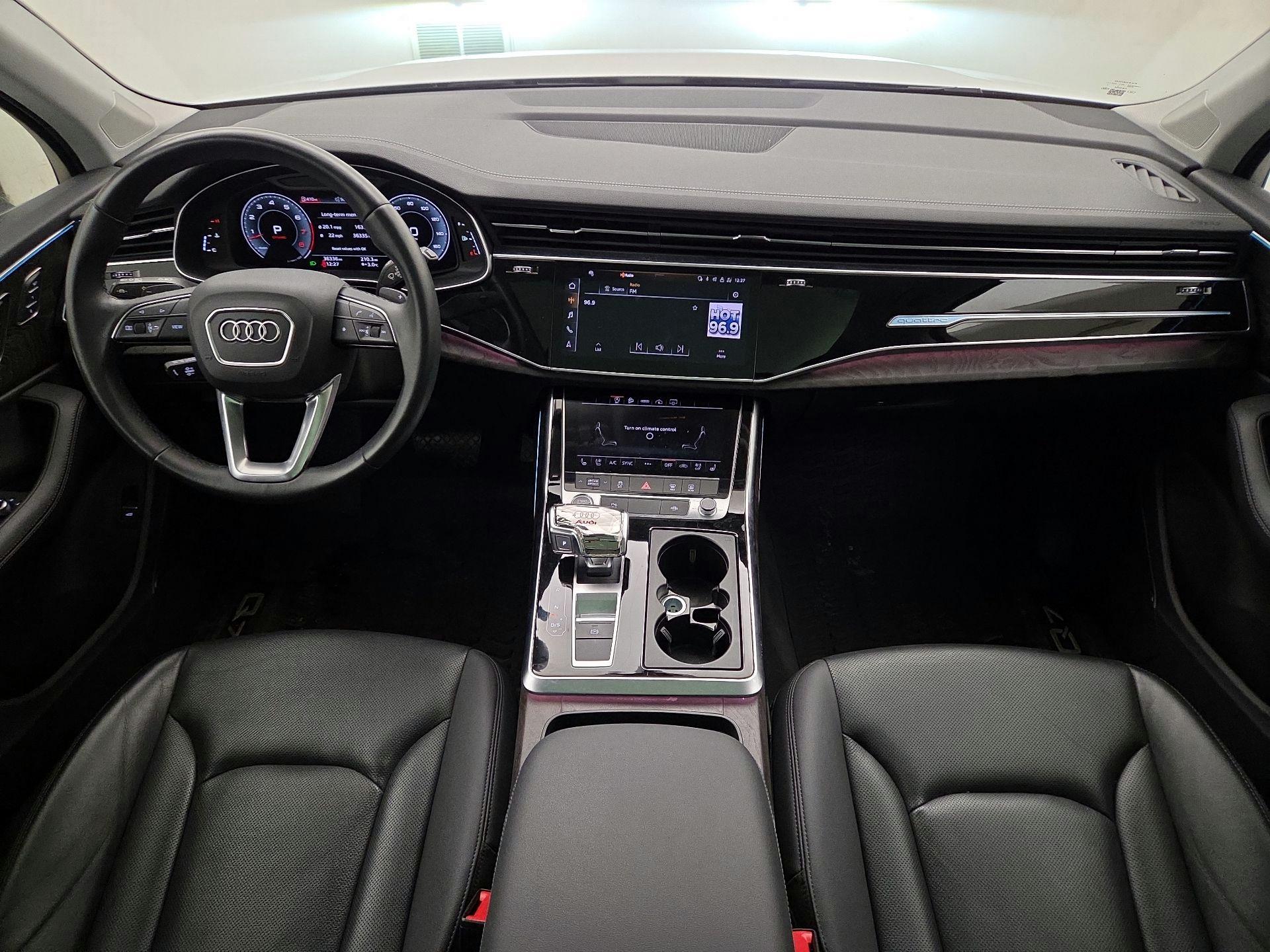 Thumbnail: 2023 Audi Q7 - 9