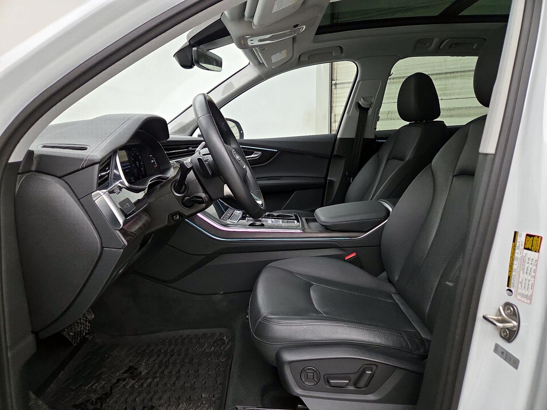 Thumbnail: 2023 Audi Q7 - 11