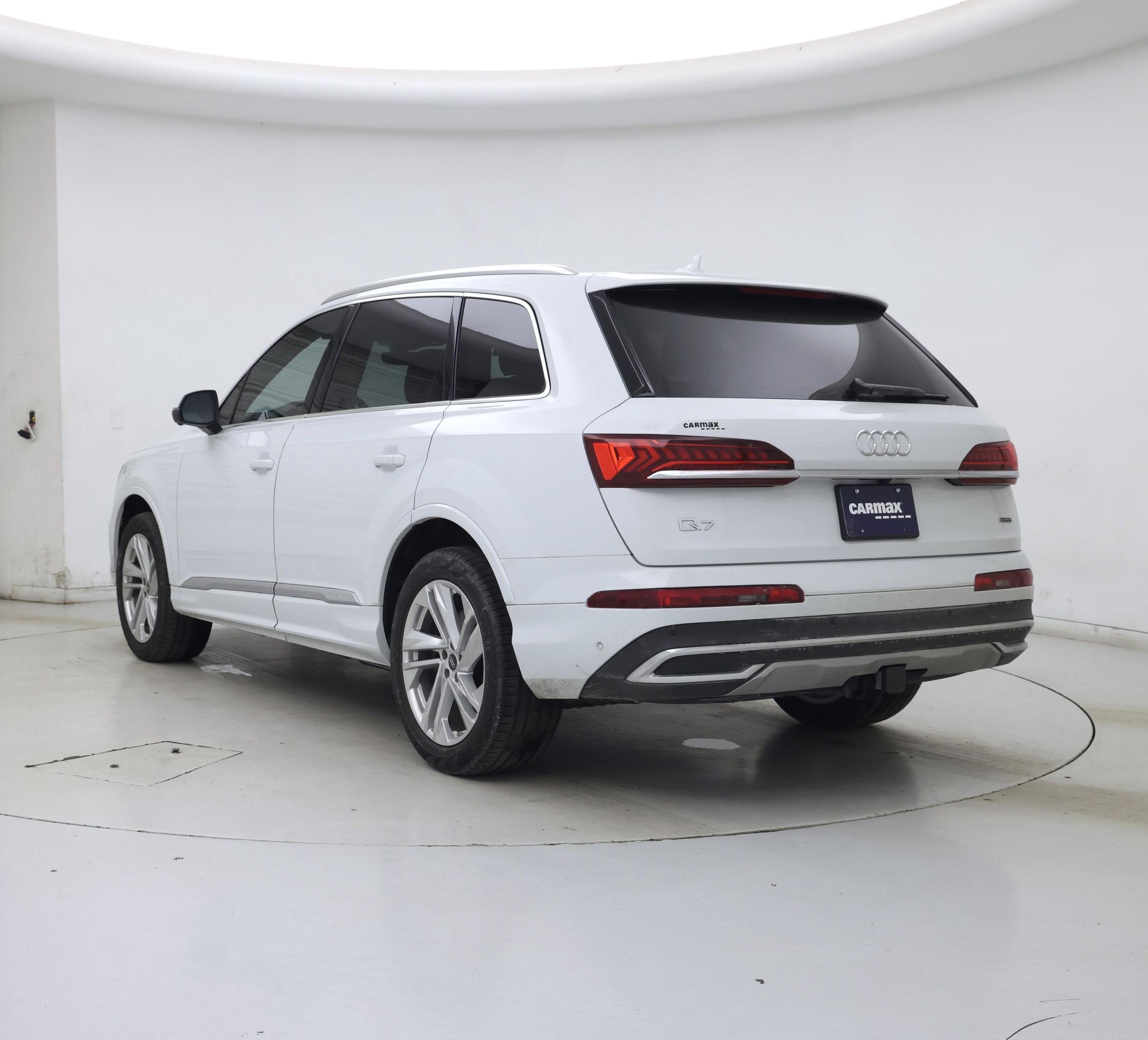 Thumbnail: 2023 Audi Q7 - 2
