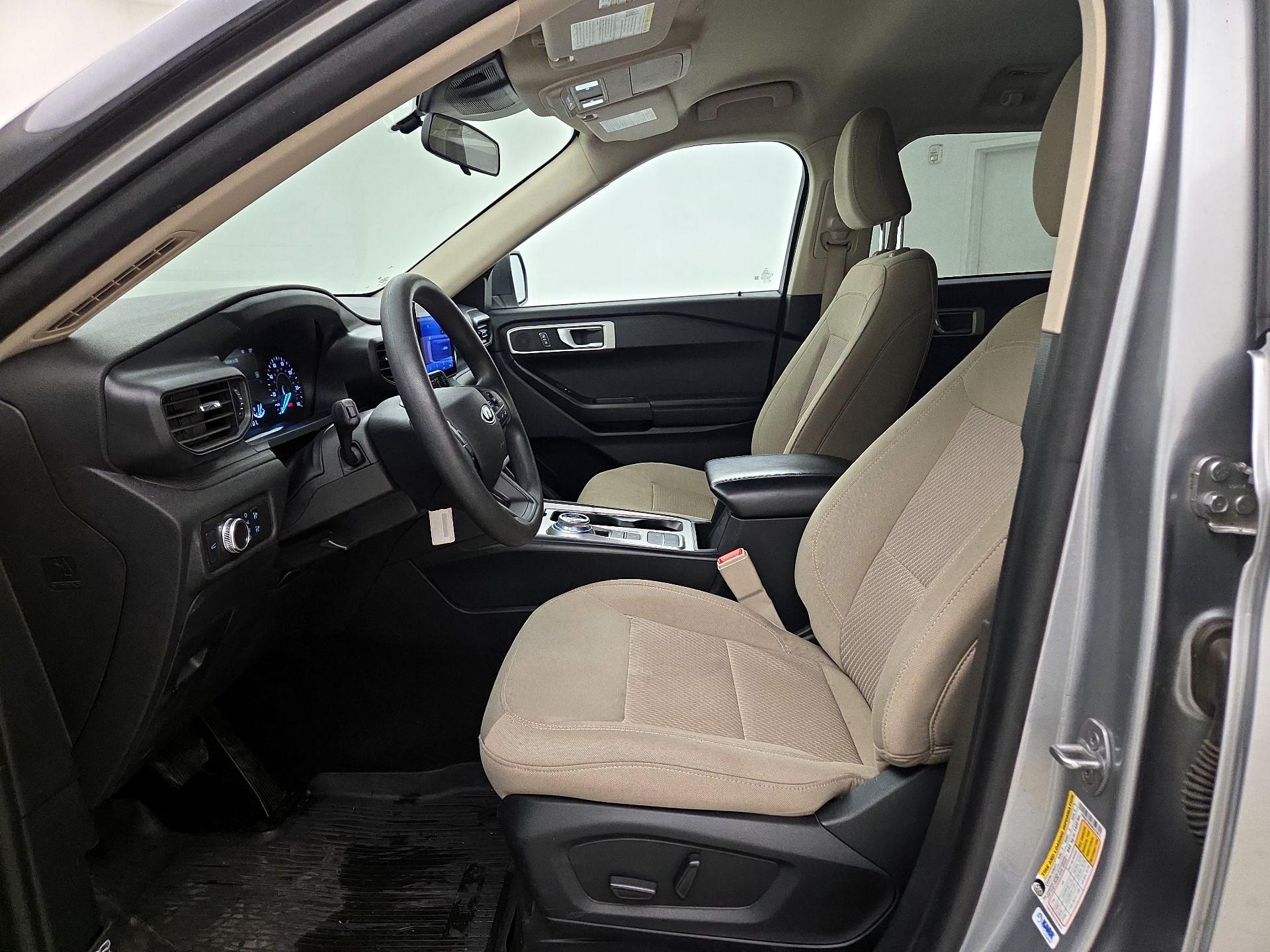 Thumbnail: 2021 Ford Explorer - 11