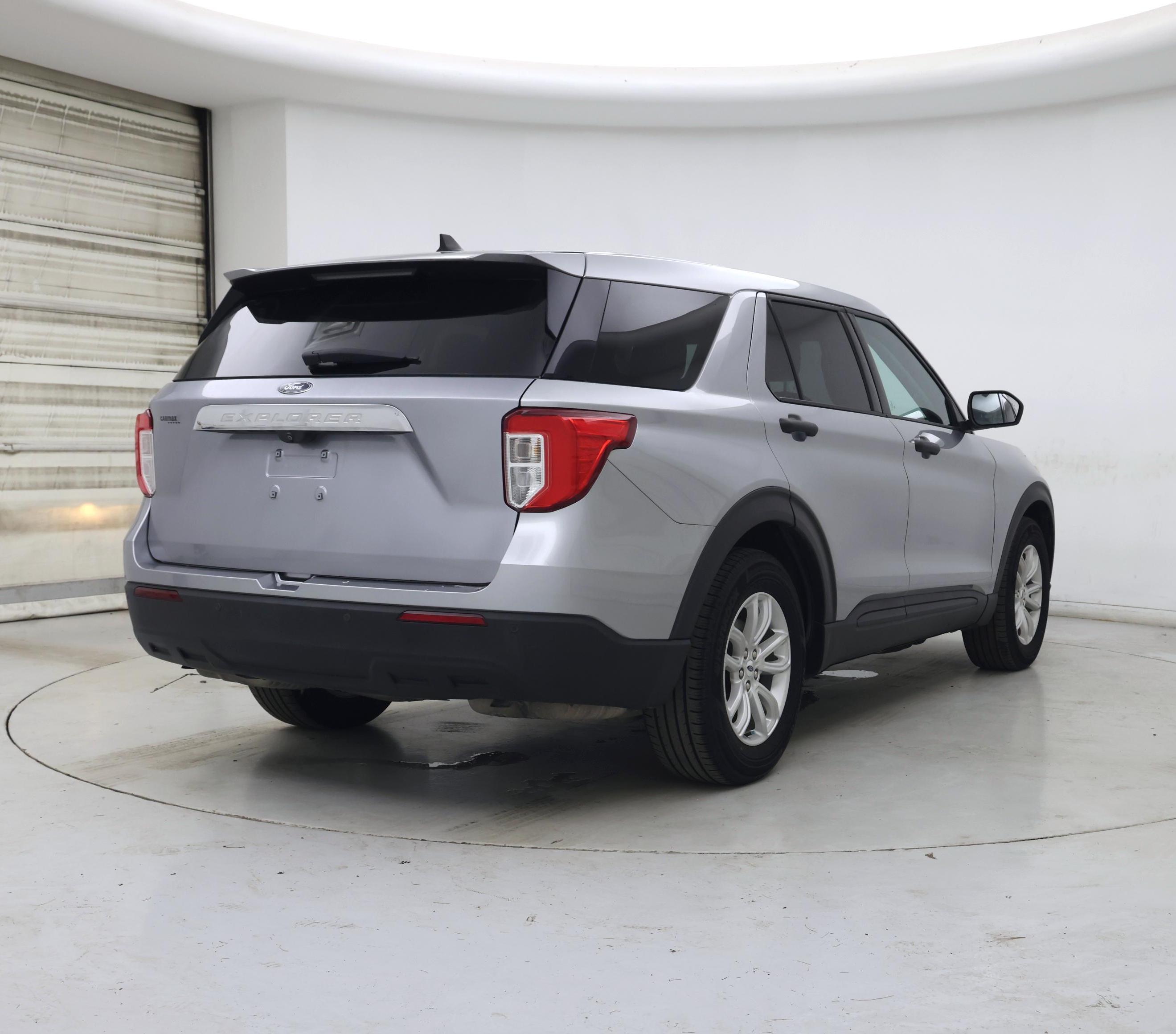 Thumbnail: 2021 Ford Explorer - 8