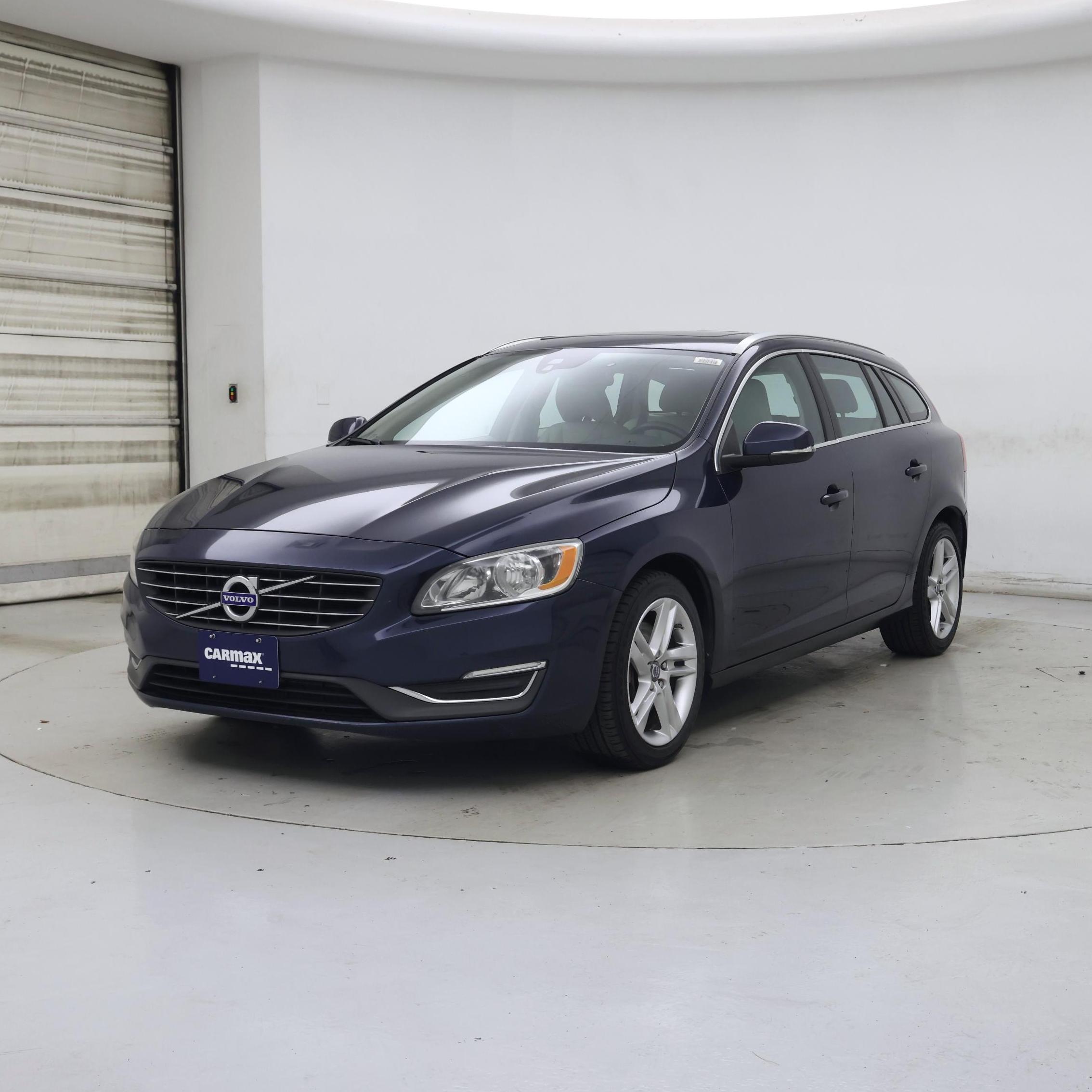 Thumbnail: 2015 Volvo V60 - 4