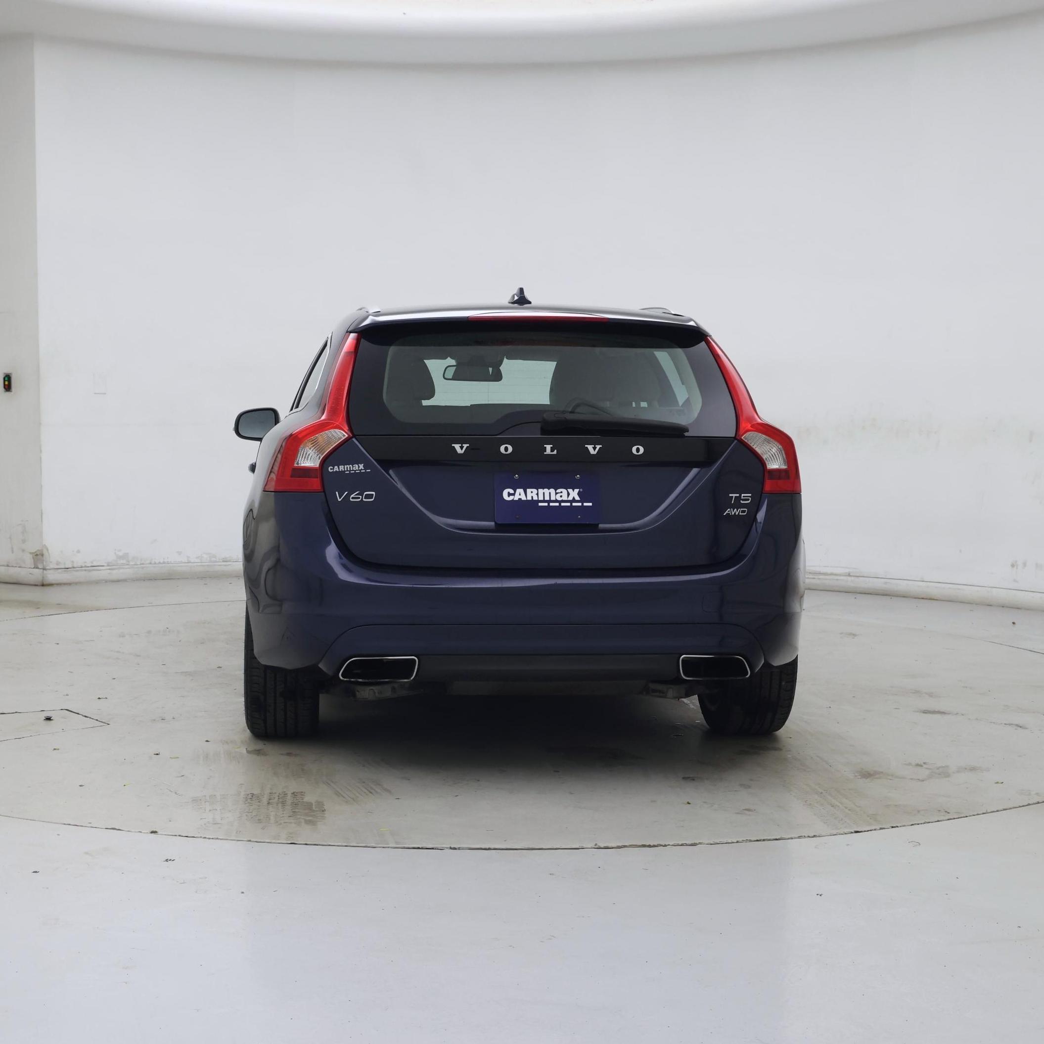 Thumbnail: 2015 Volvo V60 - 6