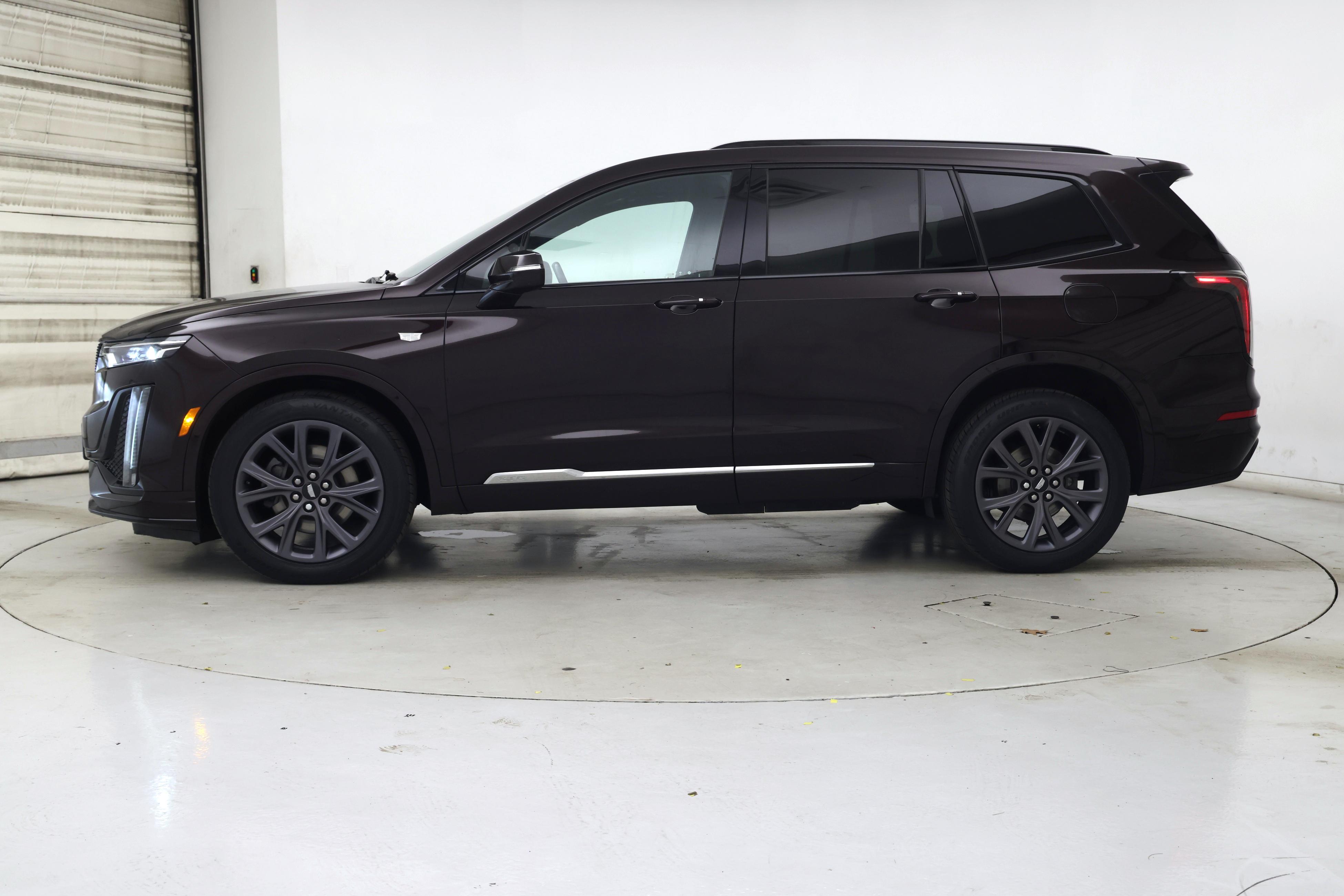 Thumbnail: 2020 Cadillac XT6 - 3