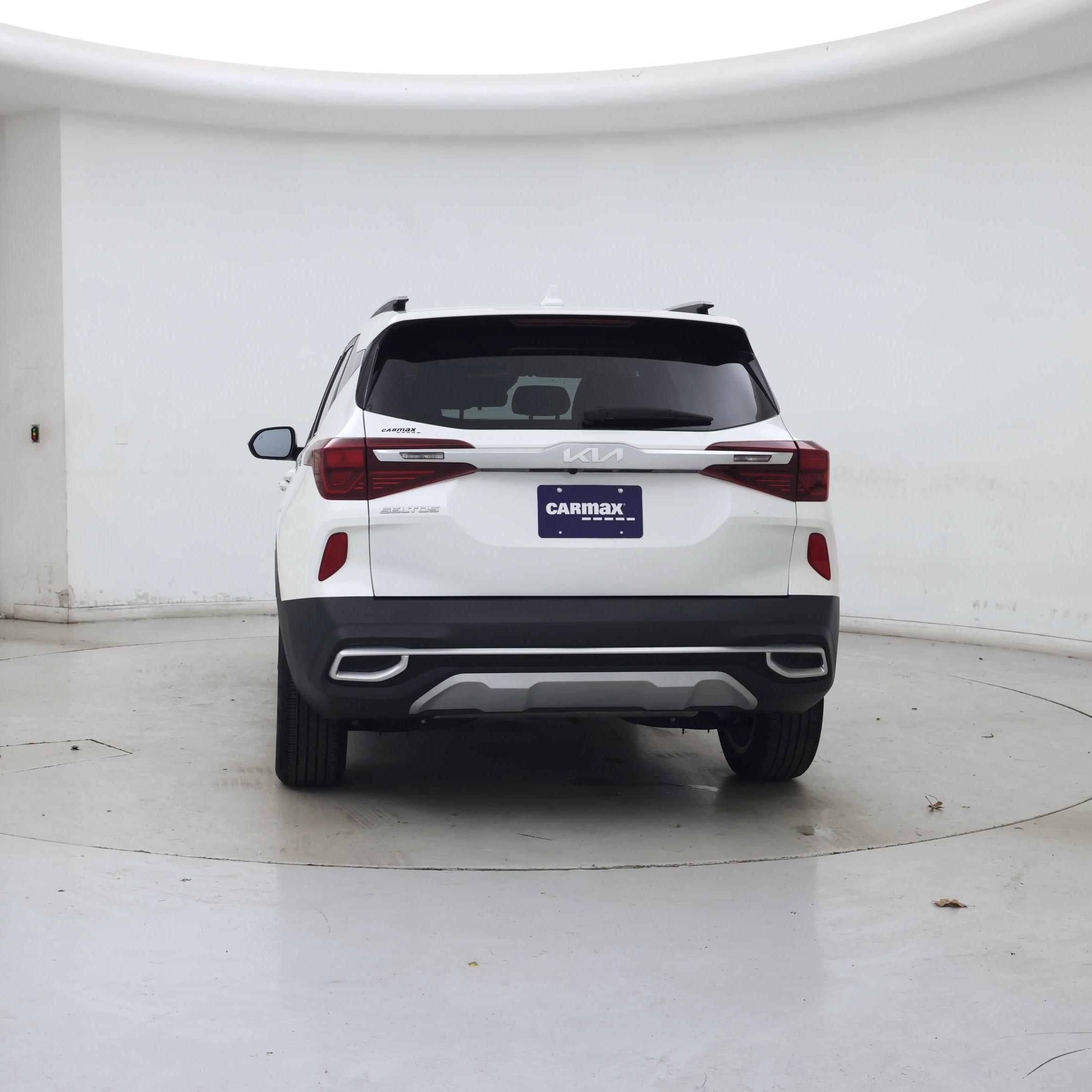 Thumbnail: 2023 Kia Seltos - 6