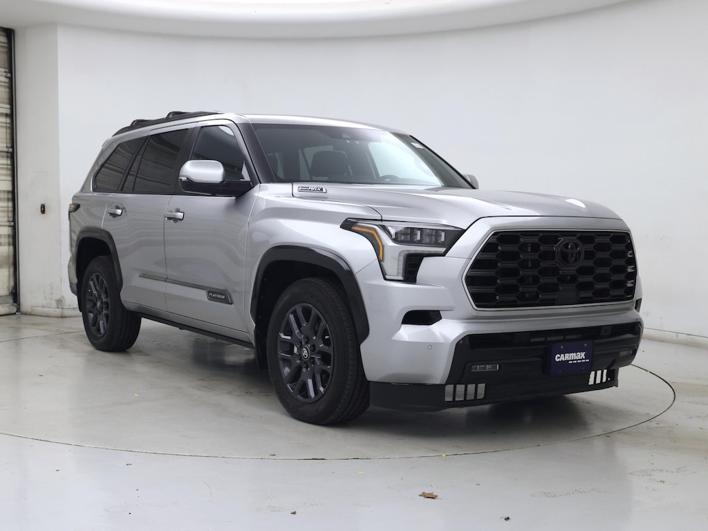 Toyota Sequoia Platinum 4WD