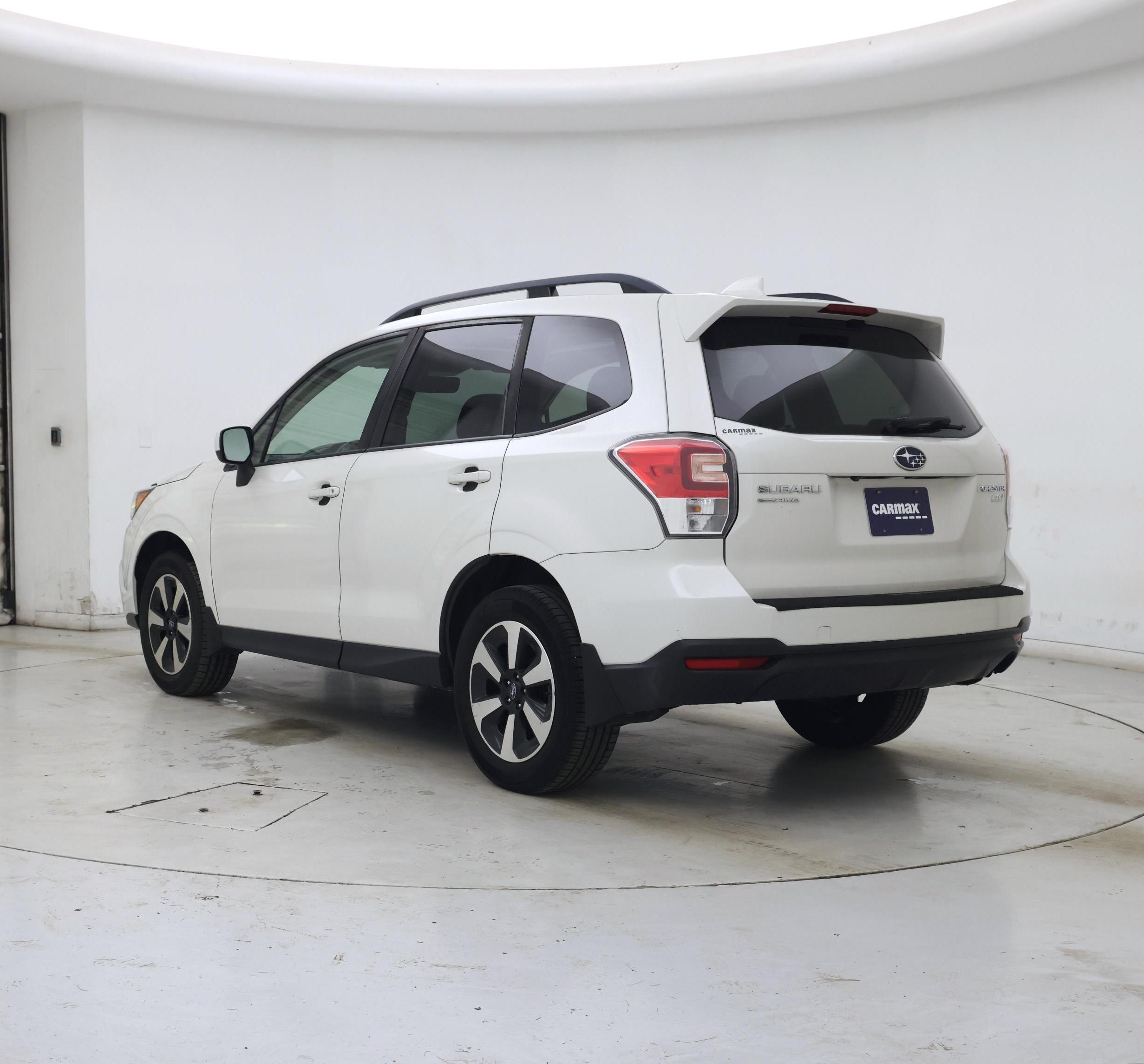 Thumbnail: 2017 Subaru Forester - 2