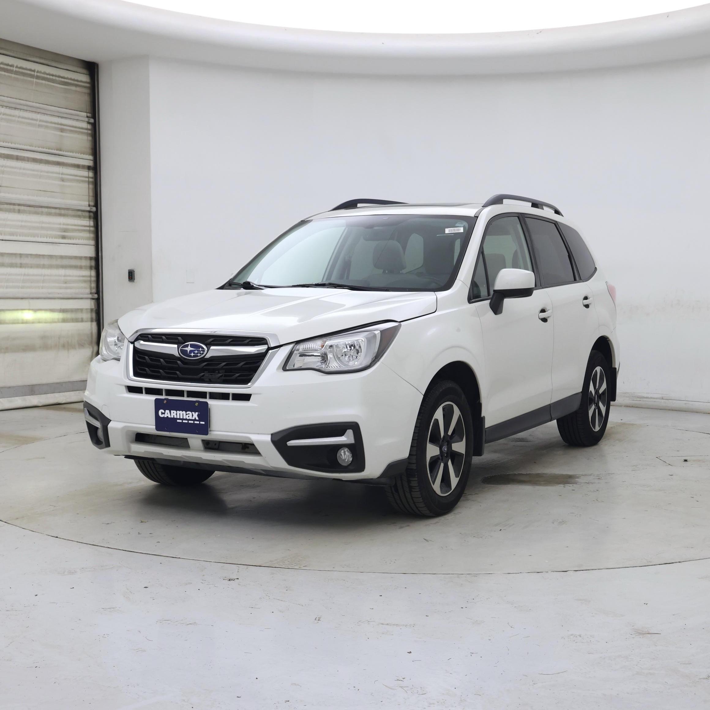 Thumbnail: 2017 Subaru Forester - 4