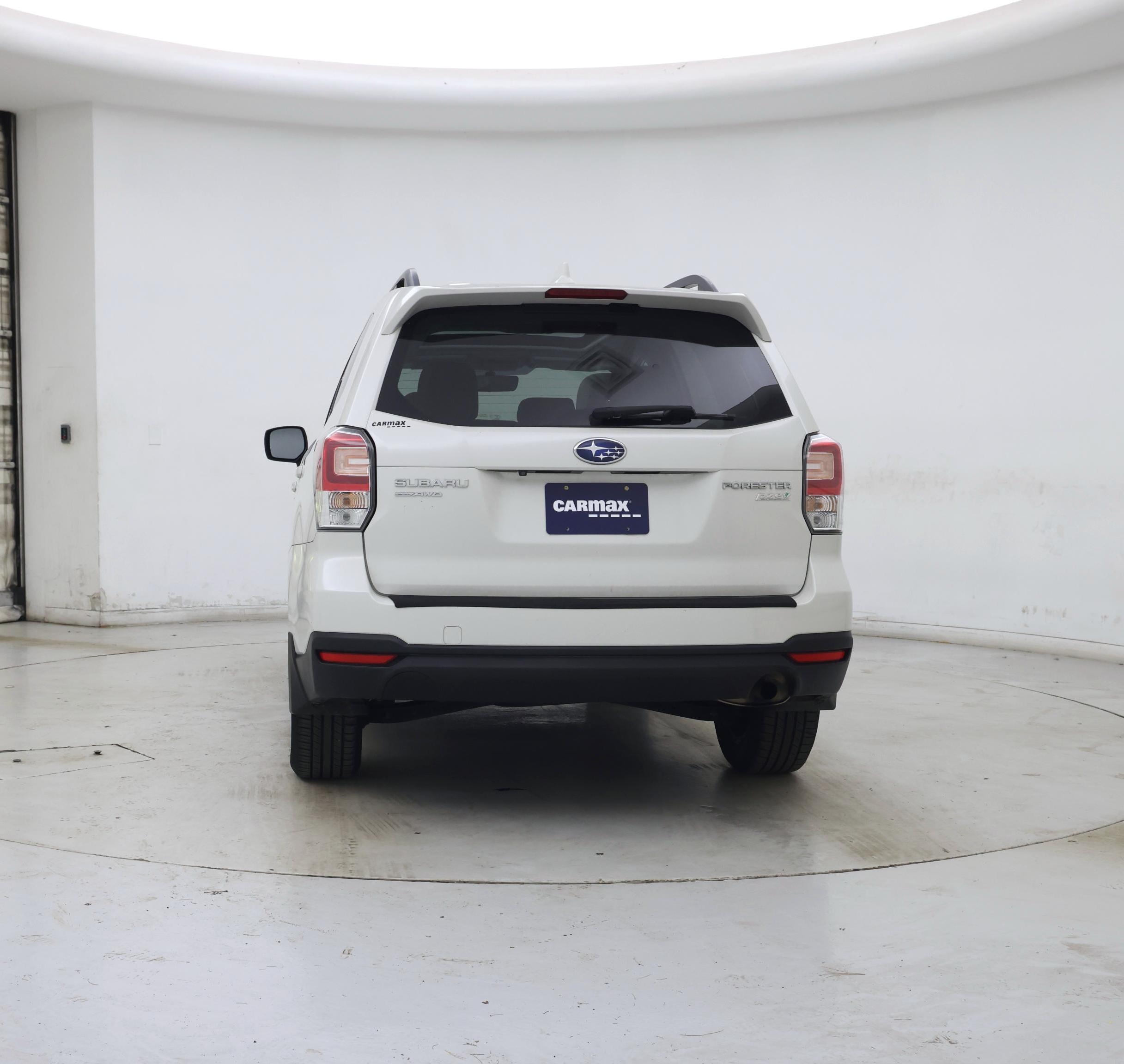 Thumbnail: 2017 Subaru Forester - 6