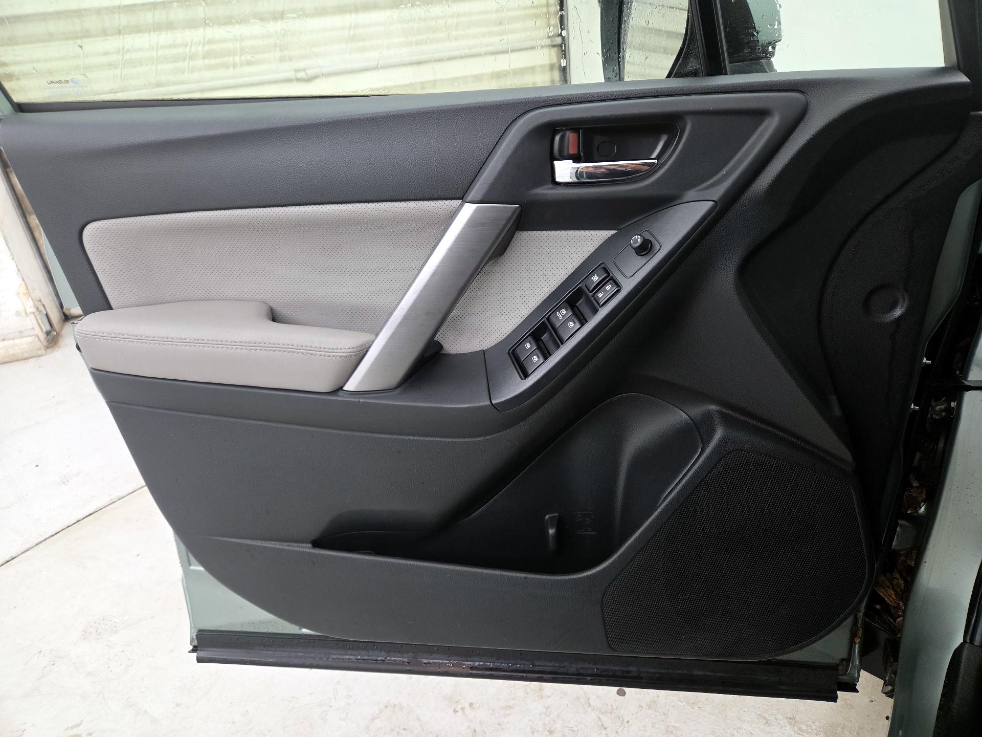 Thumbnail: 2015 Subaru Forester - 12