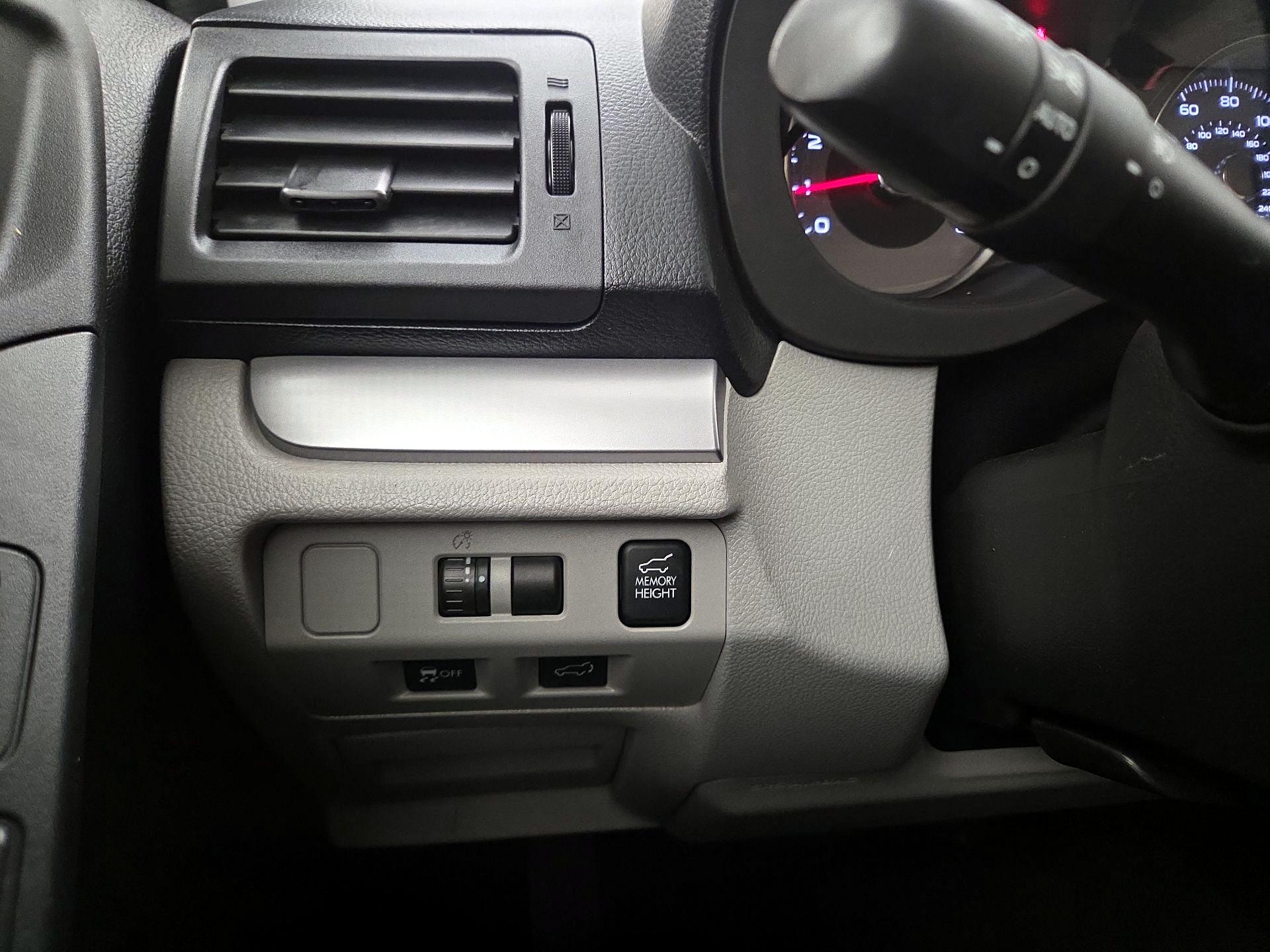 Thumbnail: 2015 Subaru Forester - 13