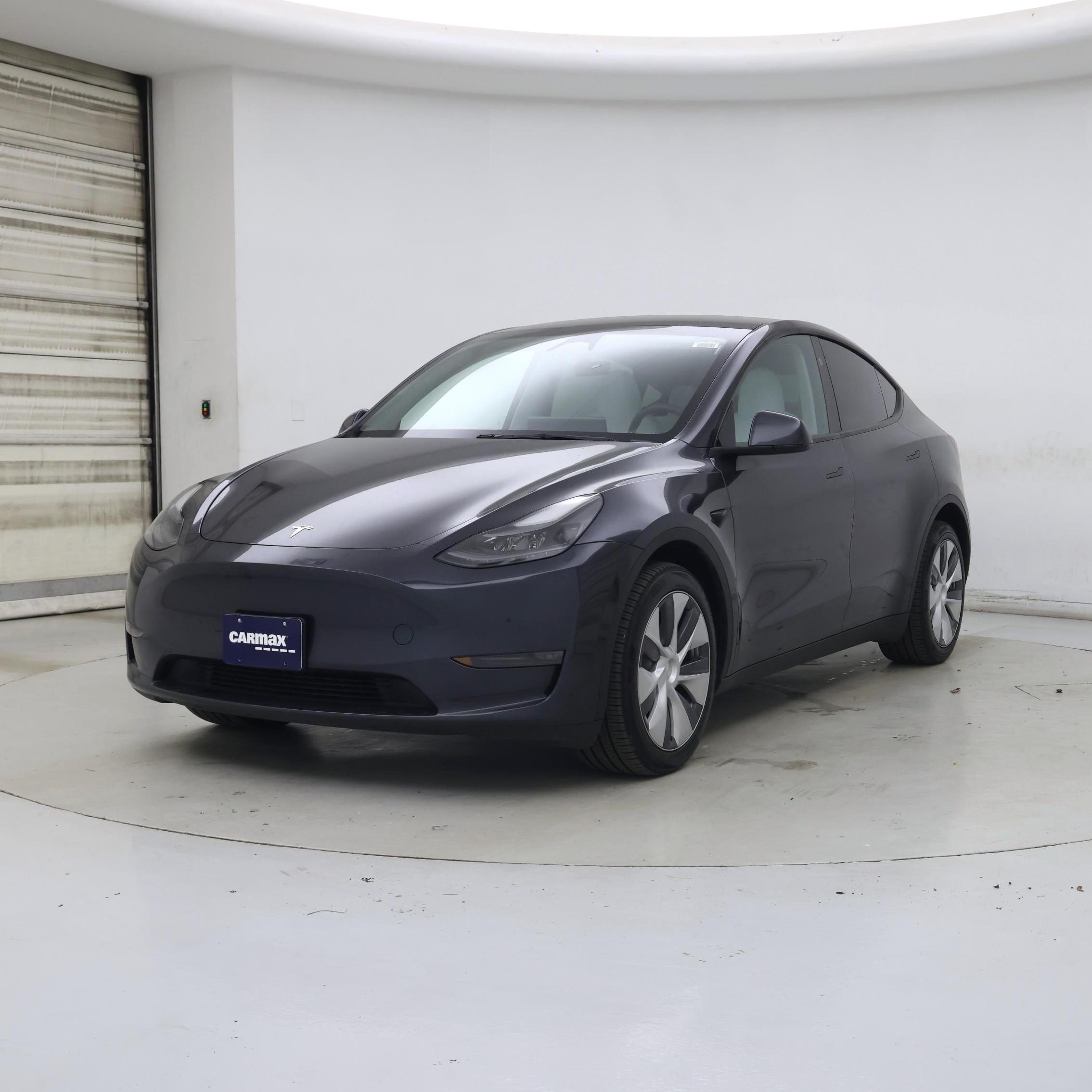 Thumbnail: 2024 Tesla Model Y - 4