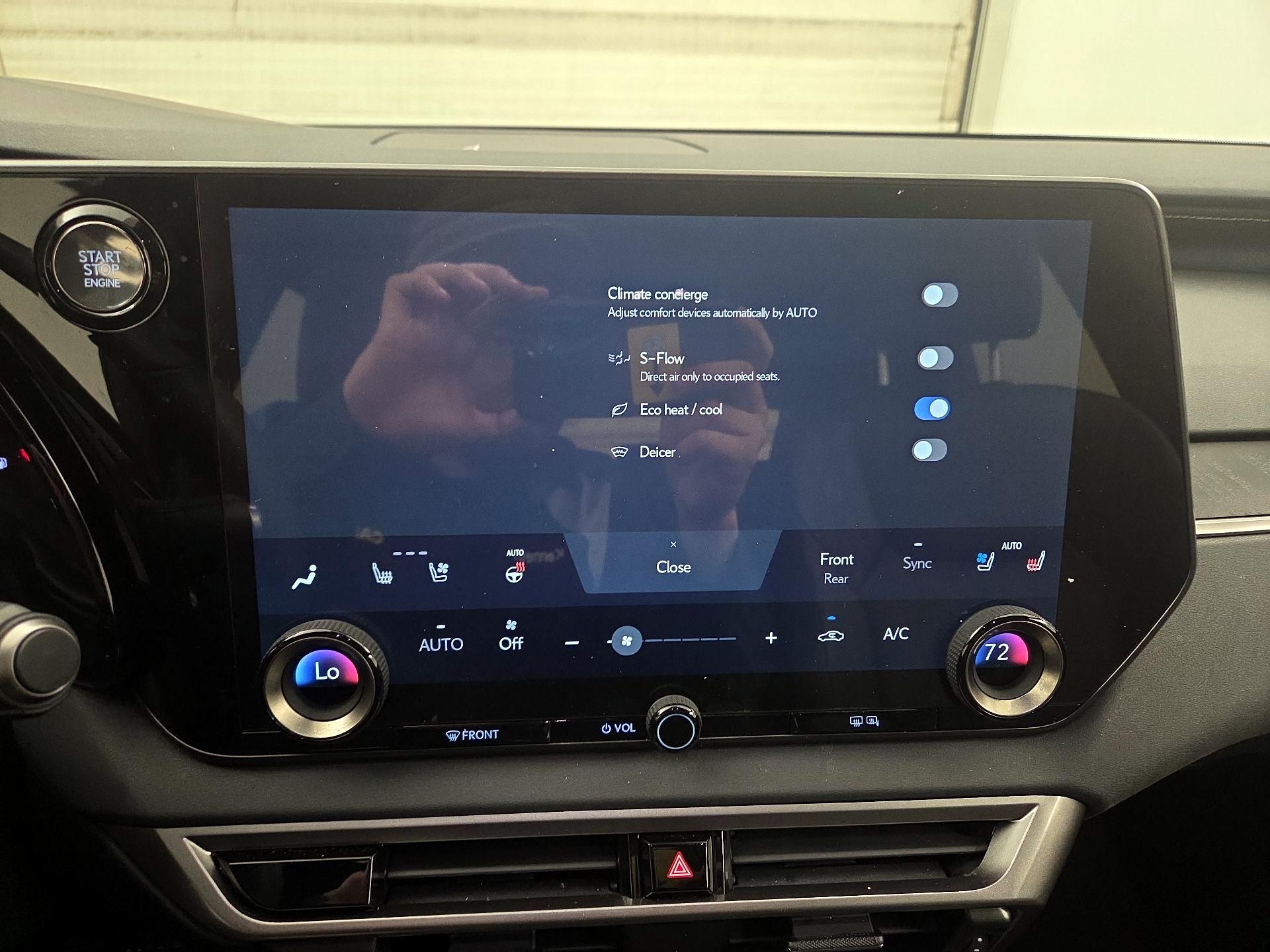 Thumbnail: 2024 Lexus RX - 16