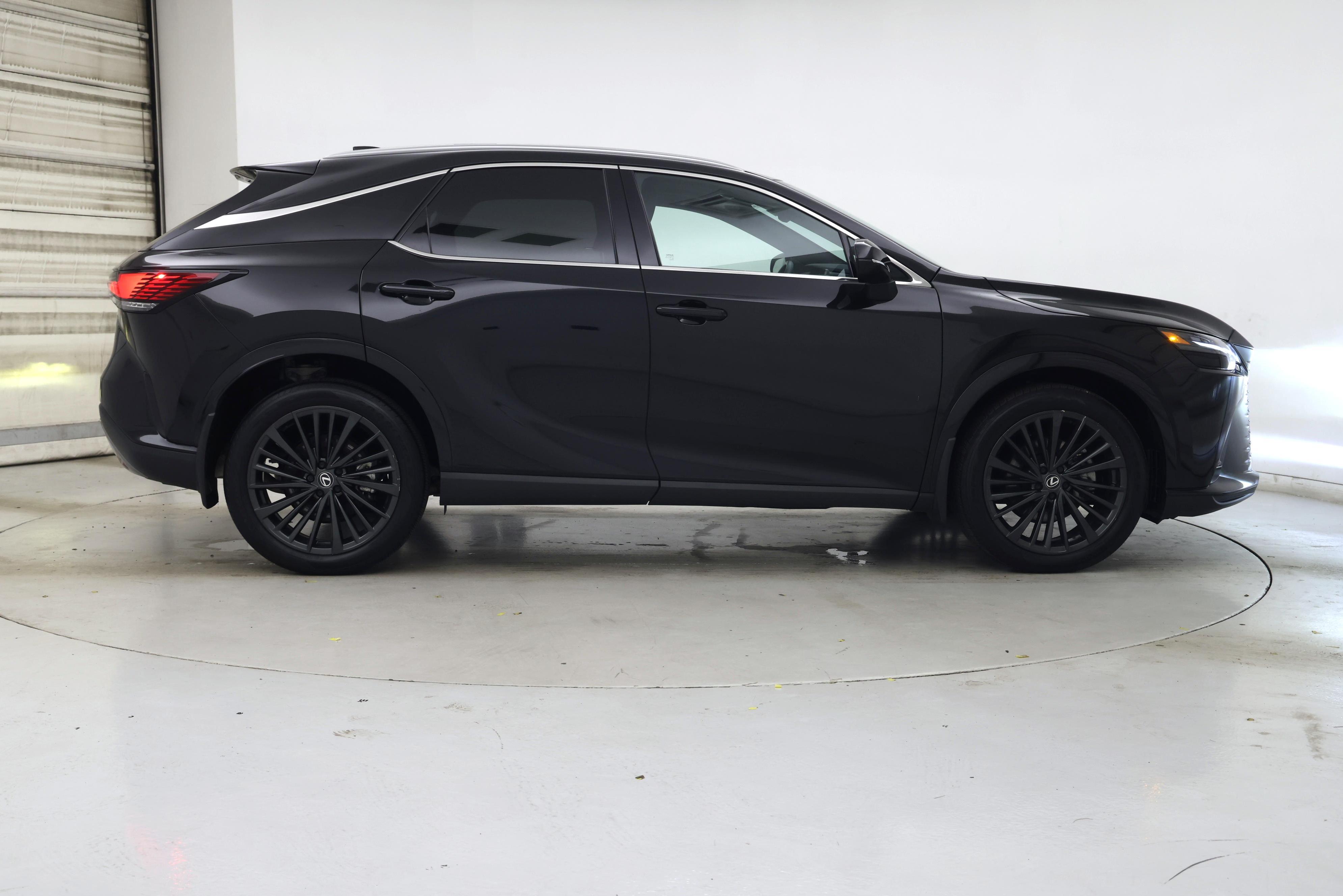 Thumbnail: 2024 Lexus RX - 7