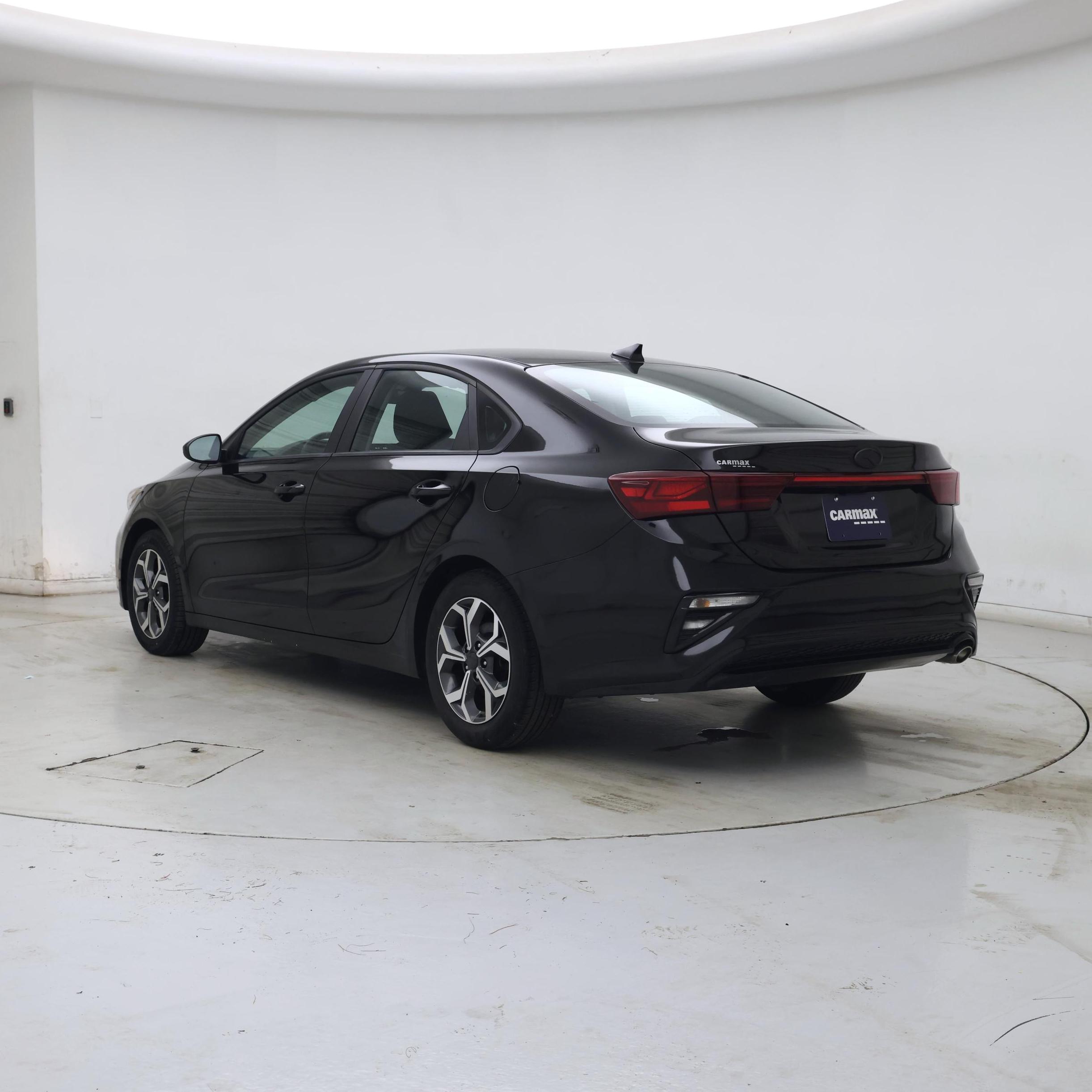 Thumbnail: 2021 Kia Forte - 2