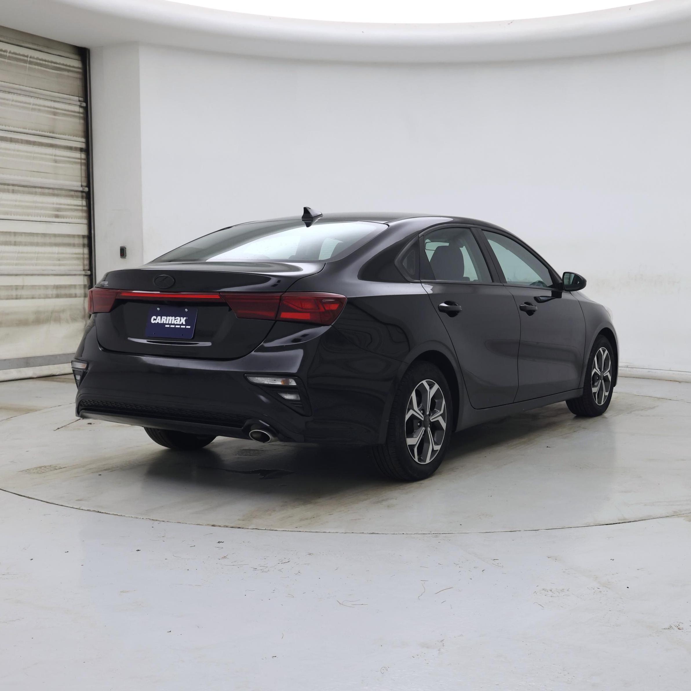 Thumbnail: 2021 Kia Forte - 8