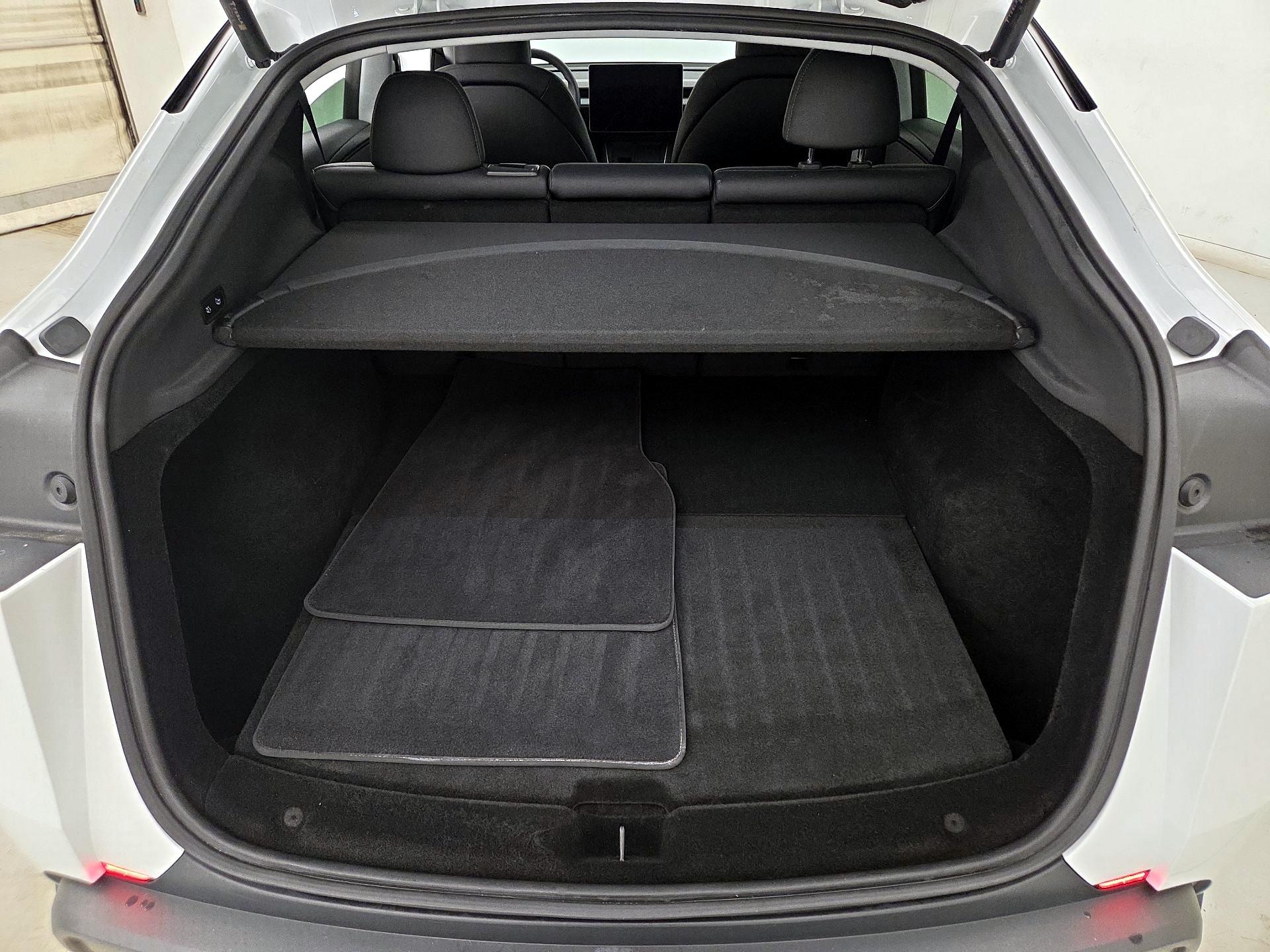 Thumbnail: 2026 Tesla Model Y - 20