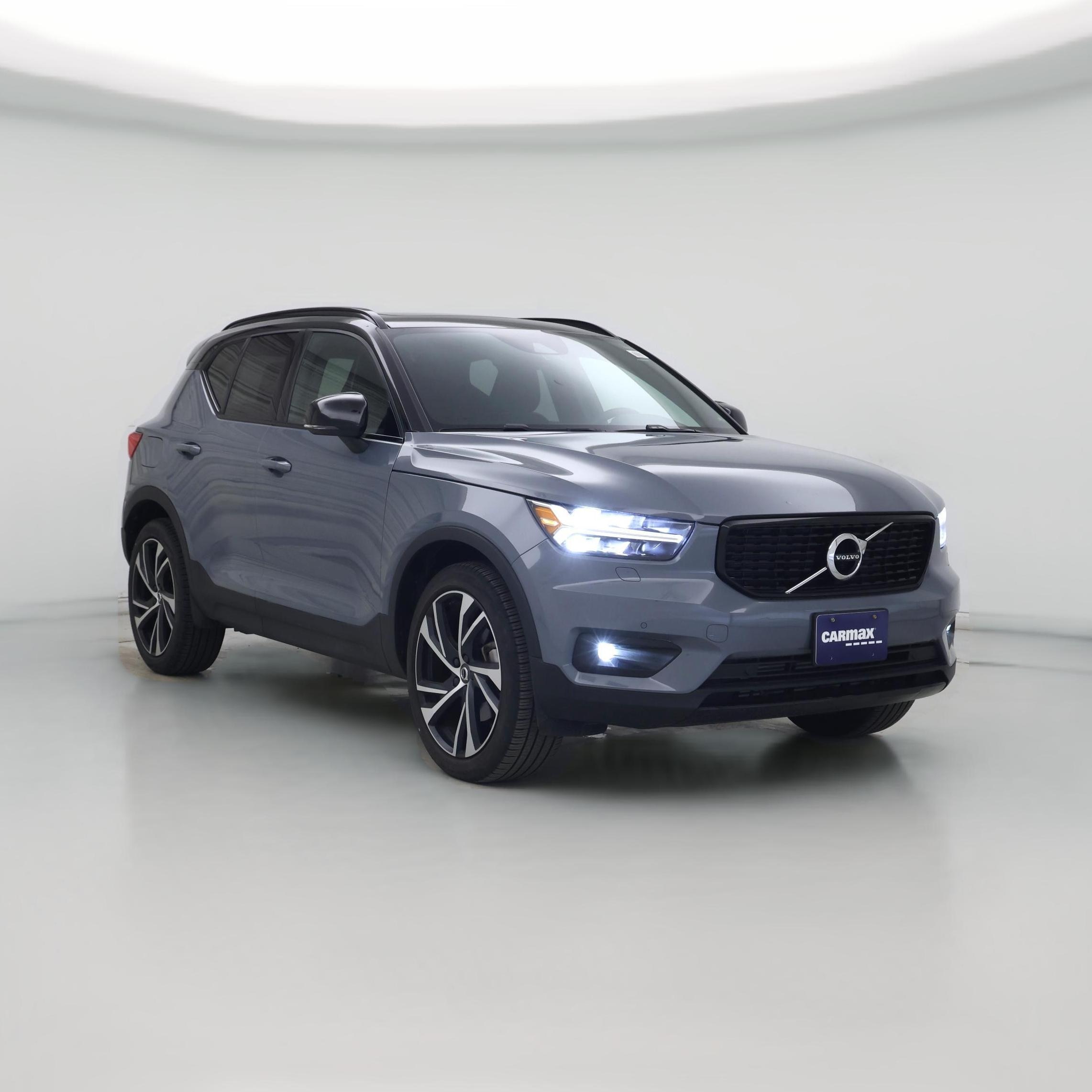 Thumbnail: 2022 Volvo XC40 - 1