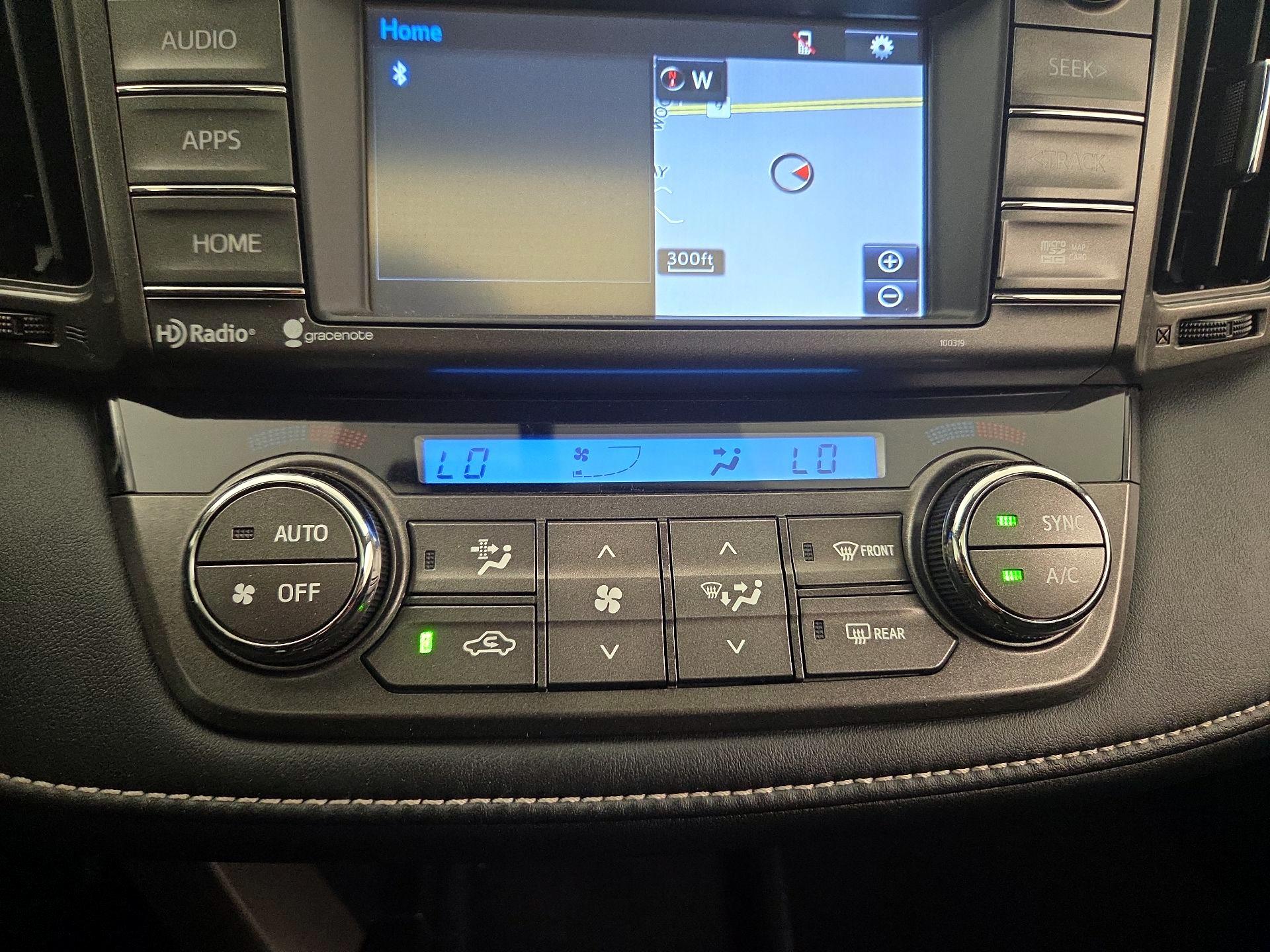 Thumbnail: 2015 Toyota RAV4 - 16