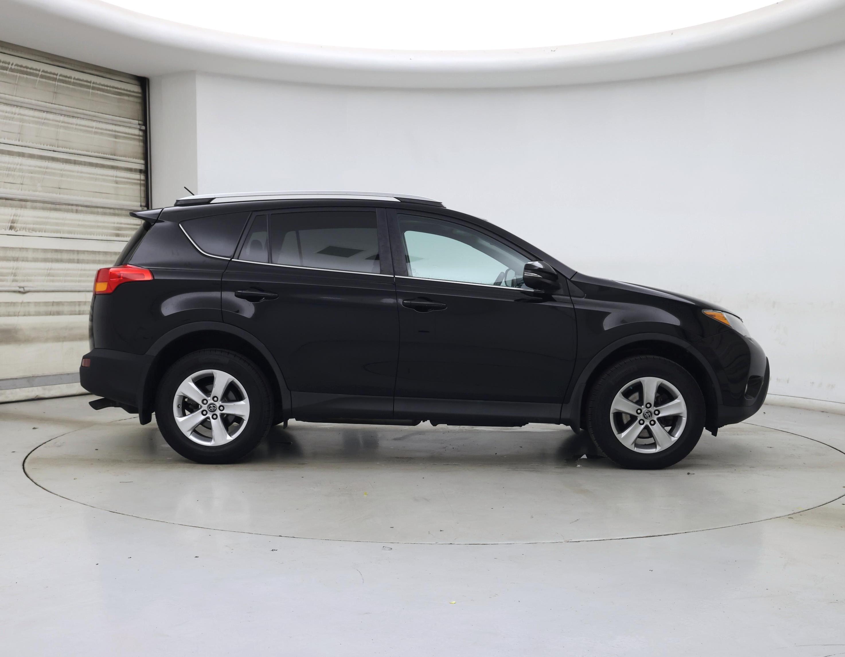 Thumbnail: 2015 Toyota RAV4 - 7