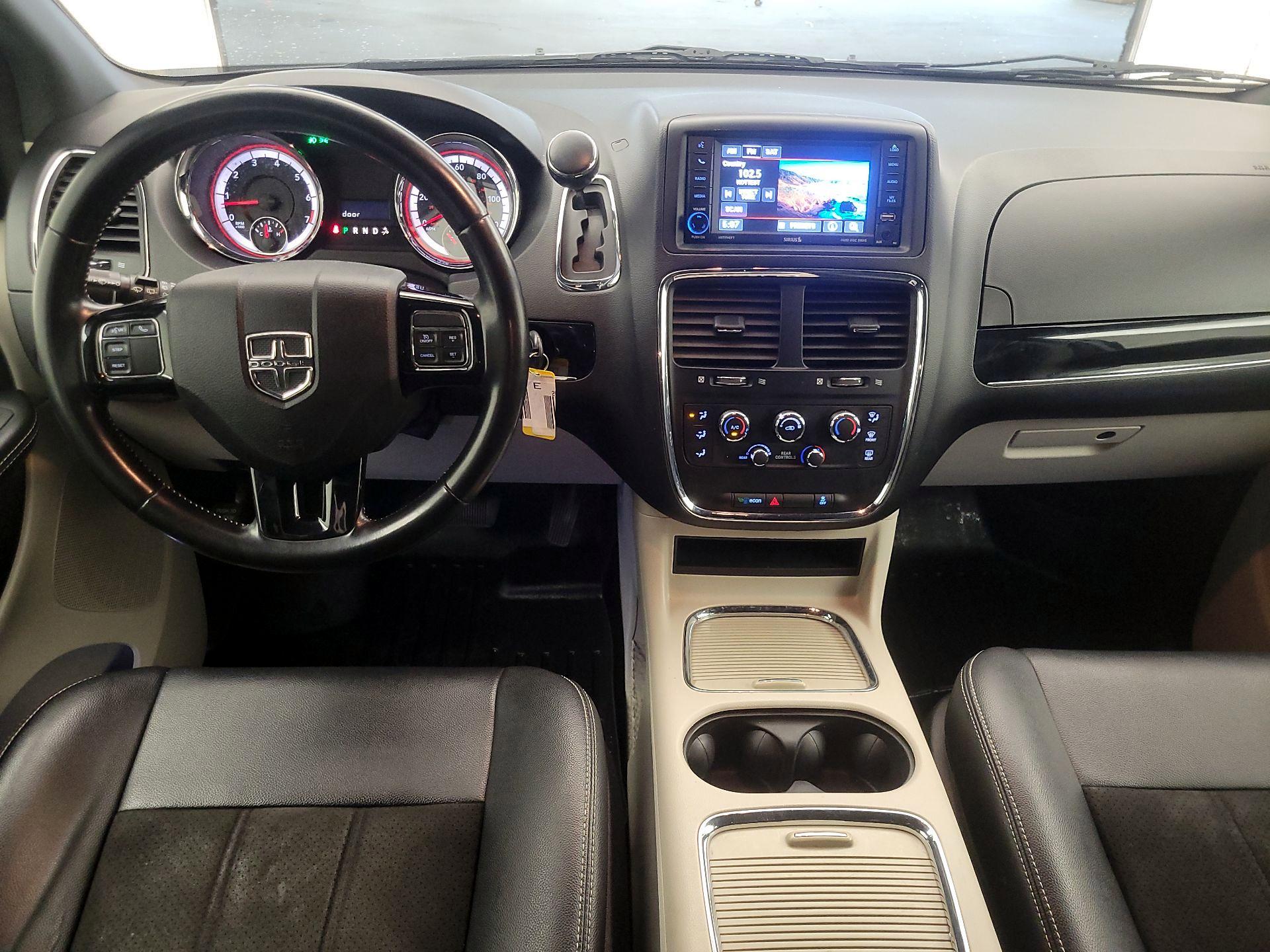 Thumbnail: 2019 Dodge Grand Caravan - 9