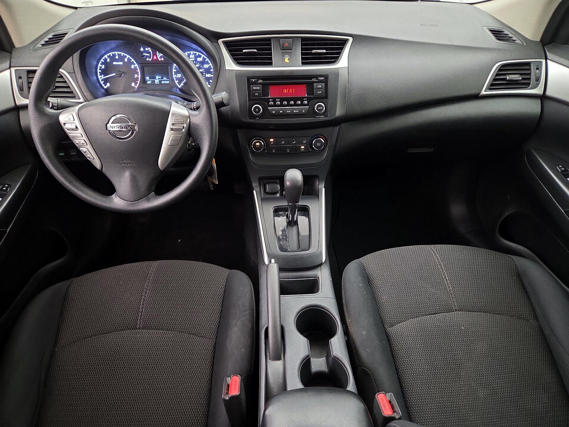 Thumbnail: 2017 Nissan Sentra - 9