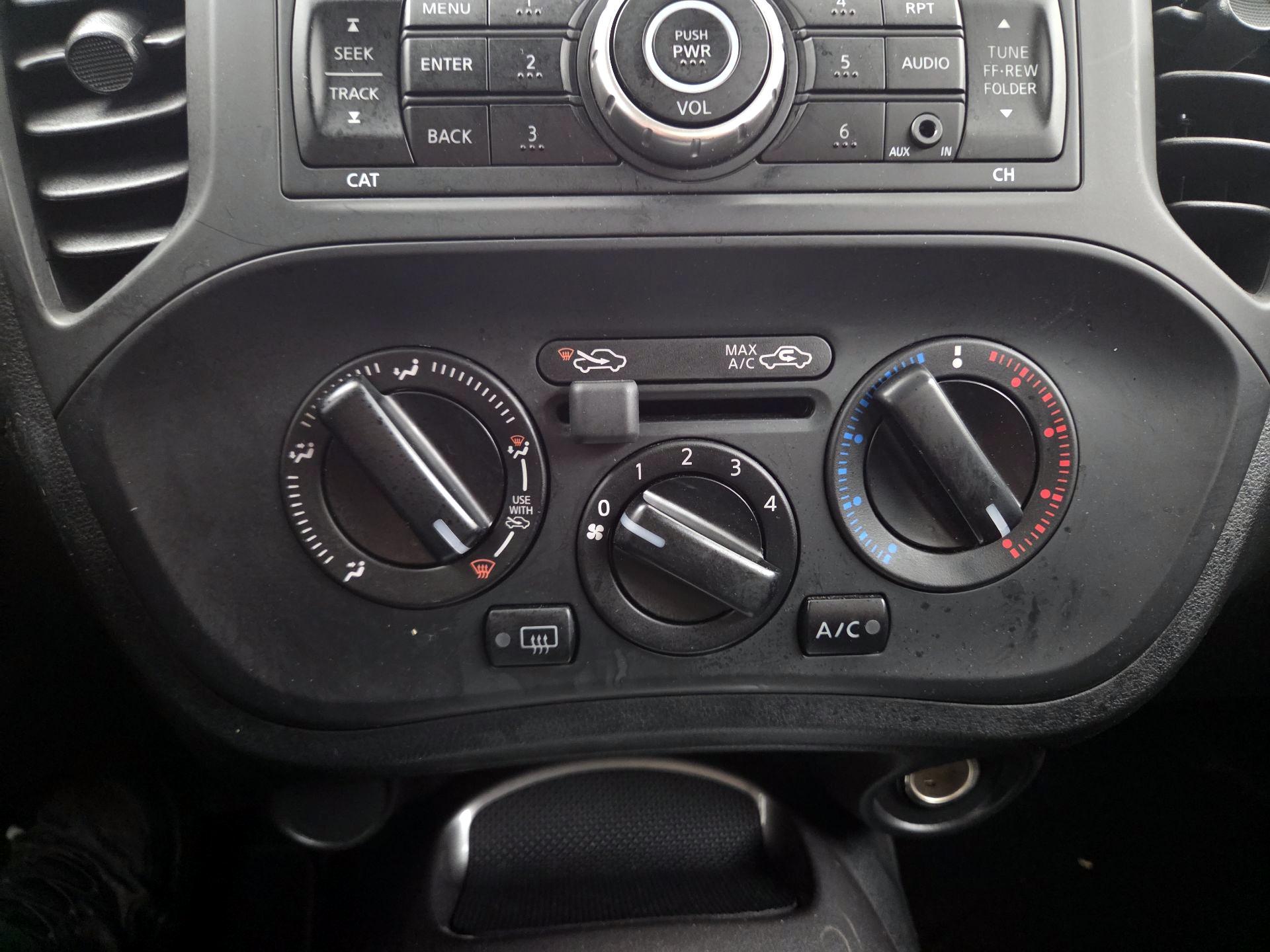 Thumbnail: 2014 Nissan Juke - 15